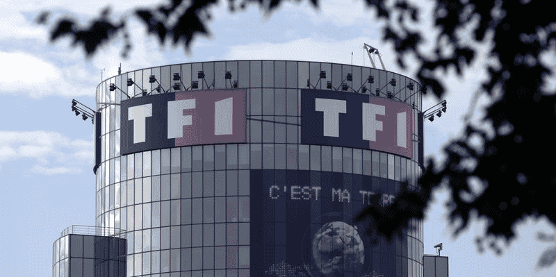 Foot: tf1 reconduit pour la diffusion des matchs l'equipe de france