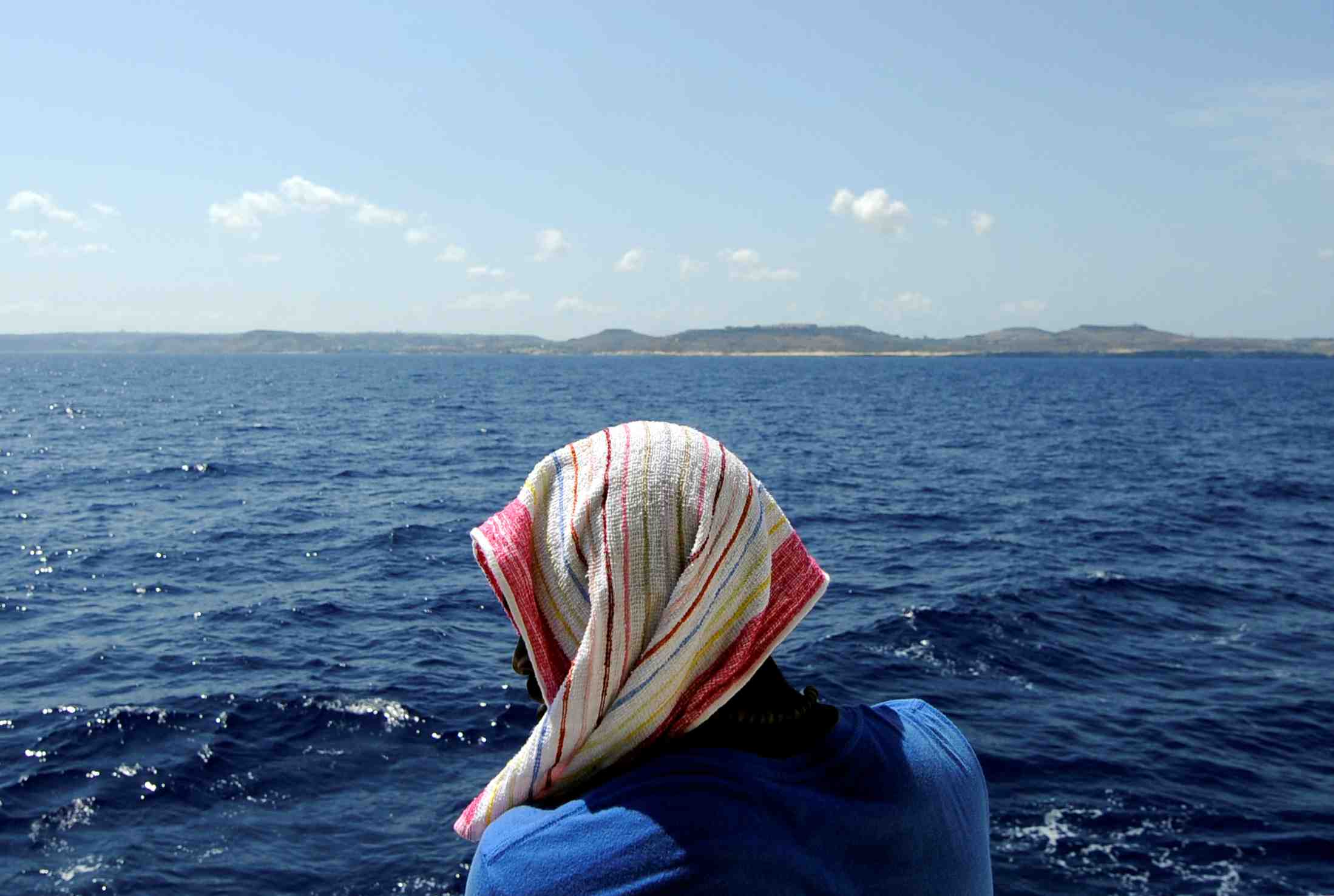 Loiseau espere une solution pour l'aquarius dans la journee