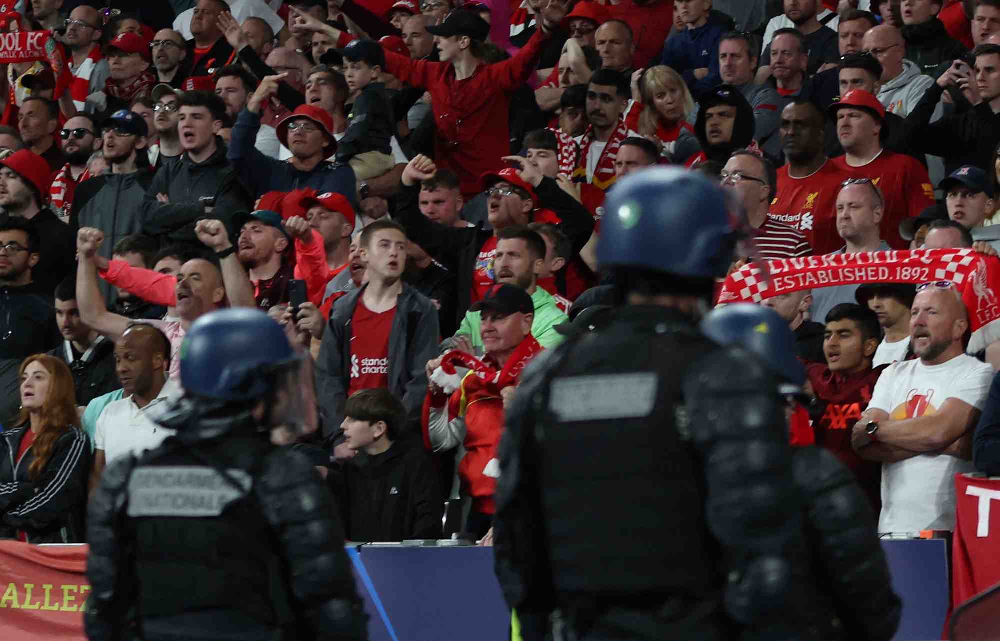 Incidents en marge de la finale de la ligue des champions, remportee par le real madrid