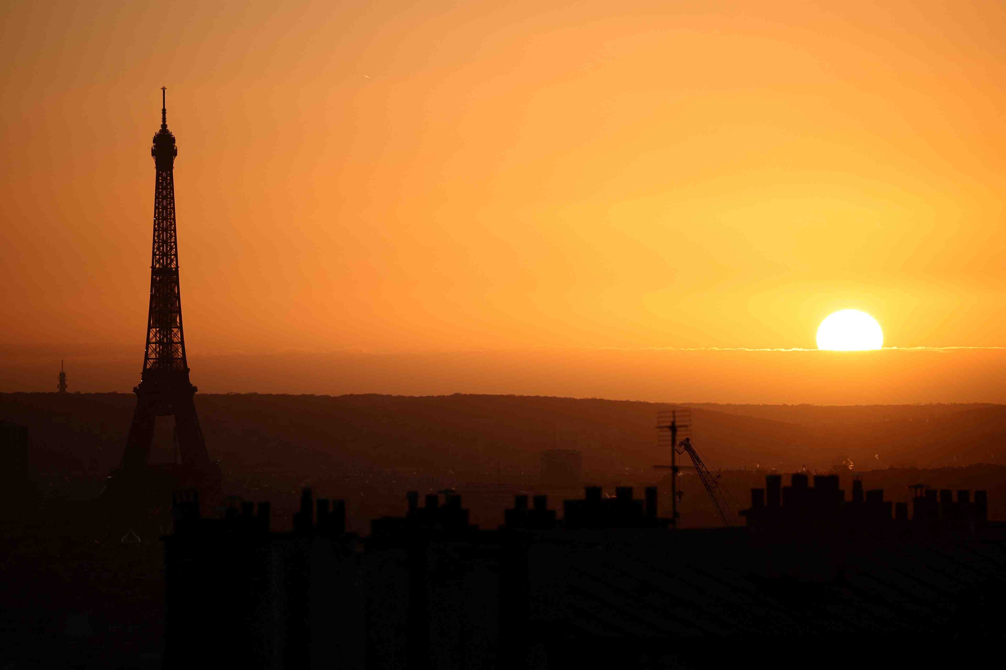 Coronavirus: la france rapporte 261.481 nouveaux cas en 24 heures