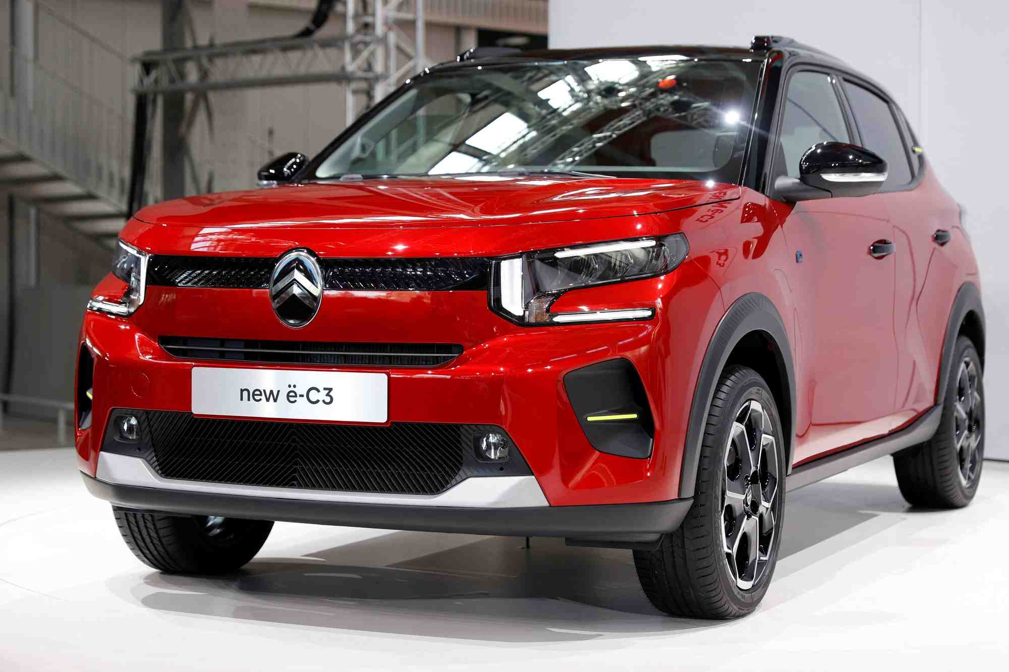 Stellantis devoile le nouveau vehicule electrique abordable citroen e-c3