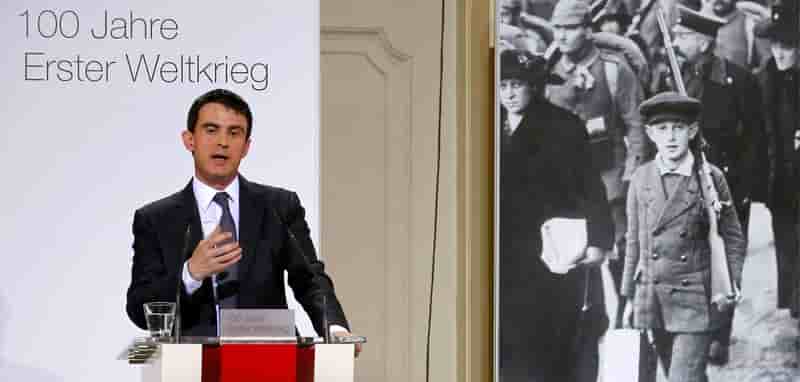 A Berlin, Manuel Valls promet de tenir les déficits publics