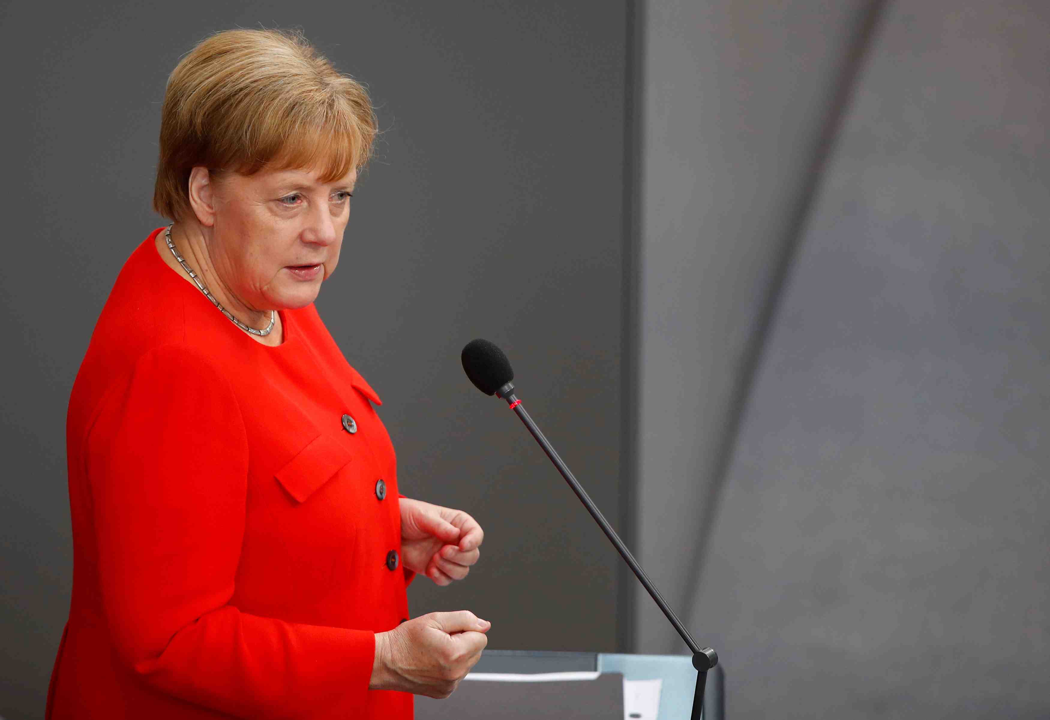 Merkel: avec les services, les usa ont un excedent avec l'ue