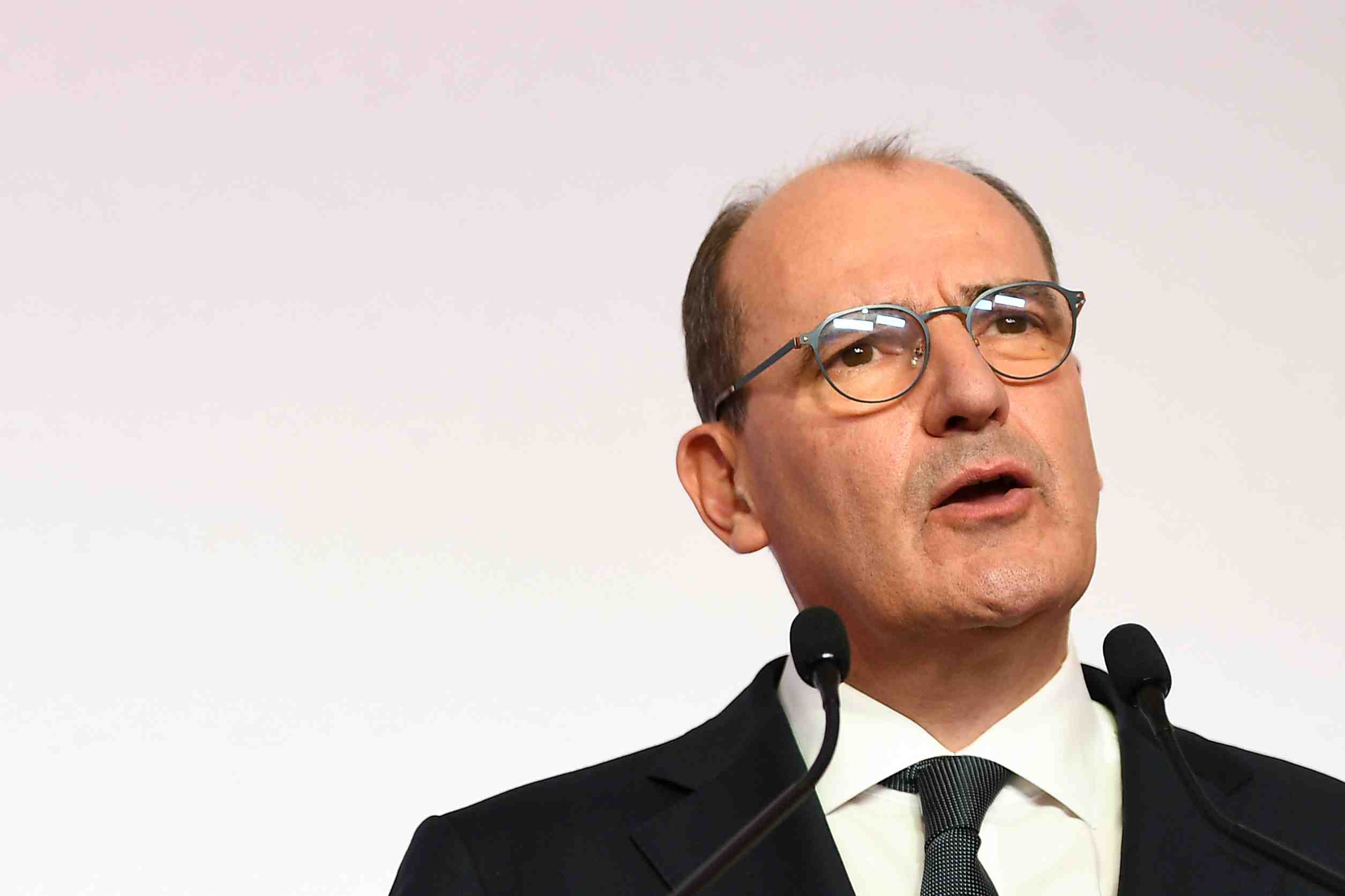 Coronavirus: le gouvernement et les grandes villes de france en consultations