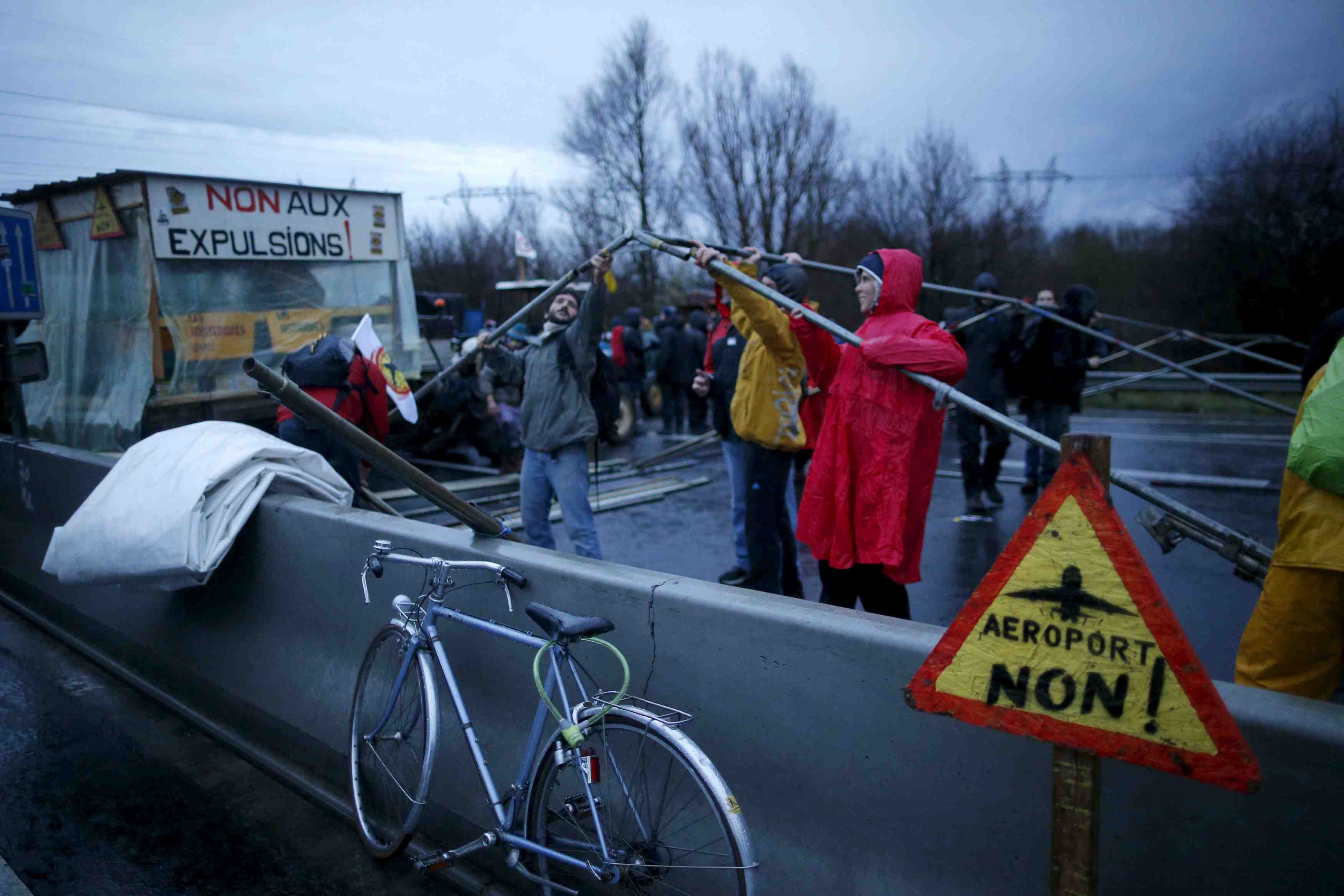 Vinci demande l'expulsion des paysans de notre-dame-des-landes