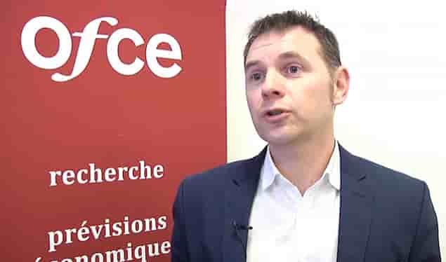 Christophe Blot est directeur adjoint du département Analyse et prévision et co-responsable du pôle « Macroéconomie monétaire et financière » à l'OFCE.