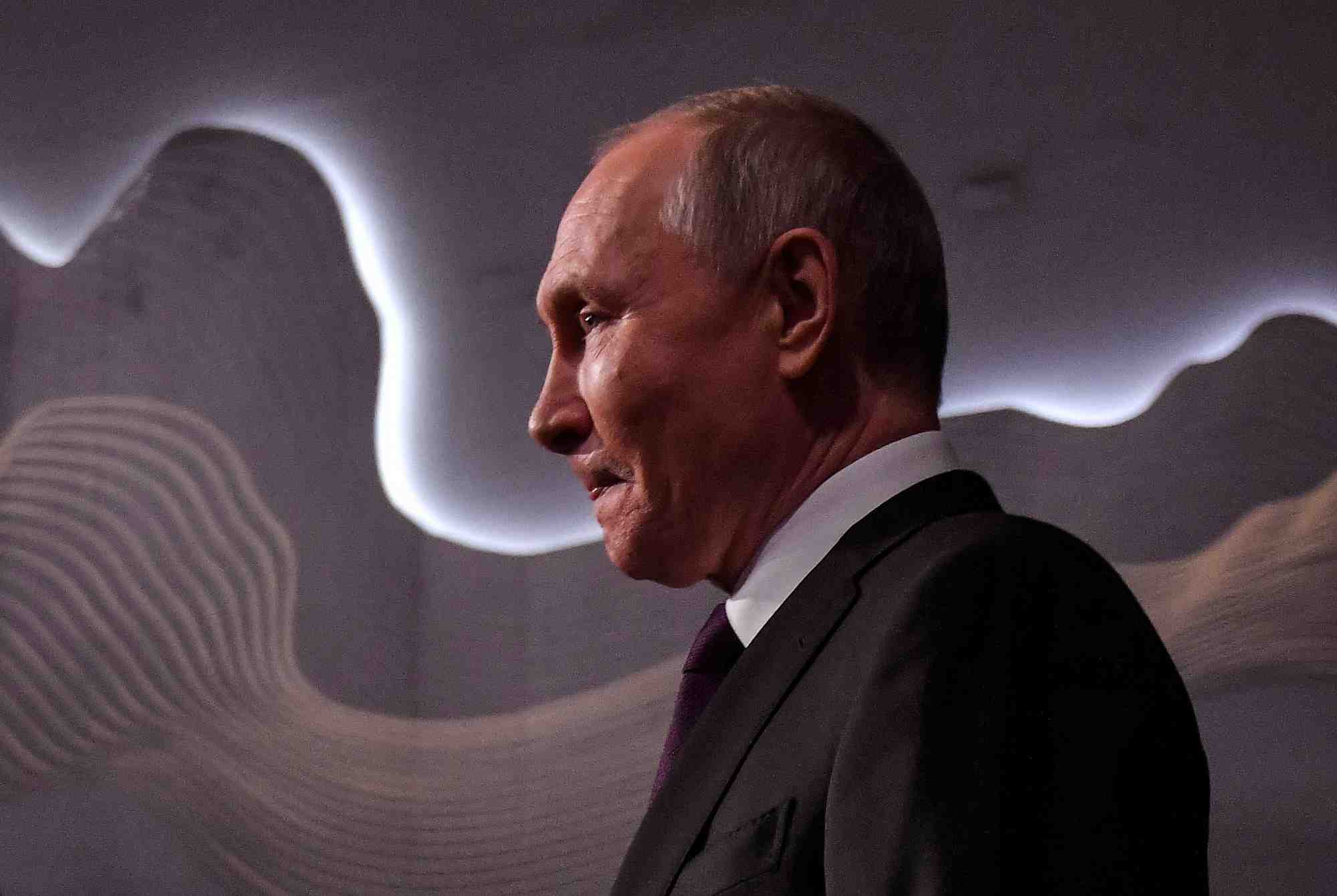 Photo d'archives du president russe vladimir poutine lors d'un sommet a astana