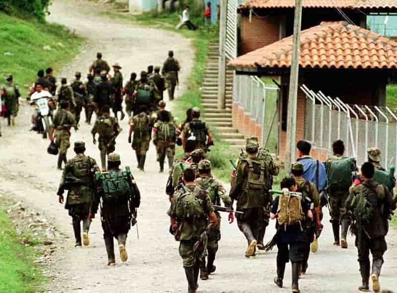 Bogota rappelle les farc a leur promesse sur les enfants-soldats