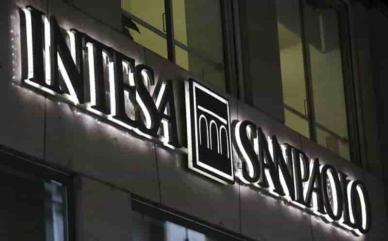 Intesa cede ses filiales de paiement