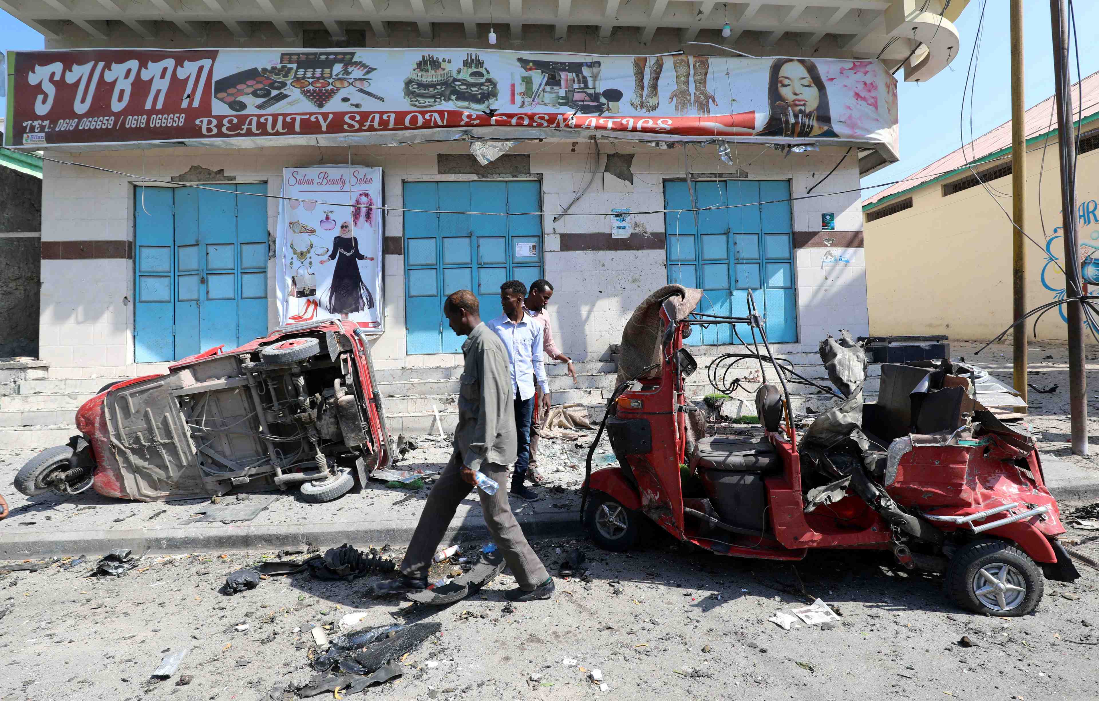 Quinze morts dans un attentat a la voiture piegee a mogadiscio