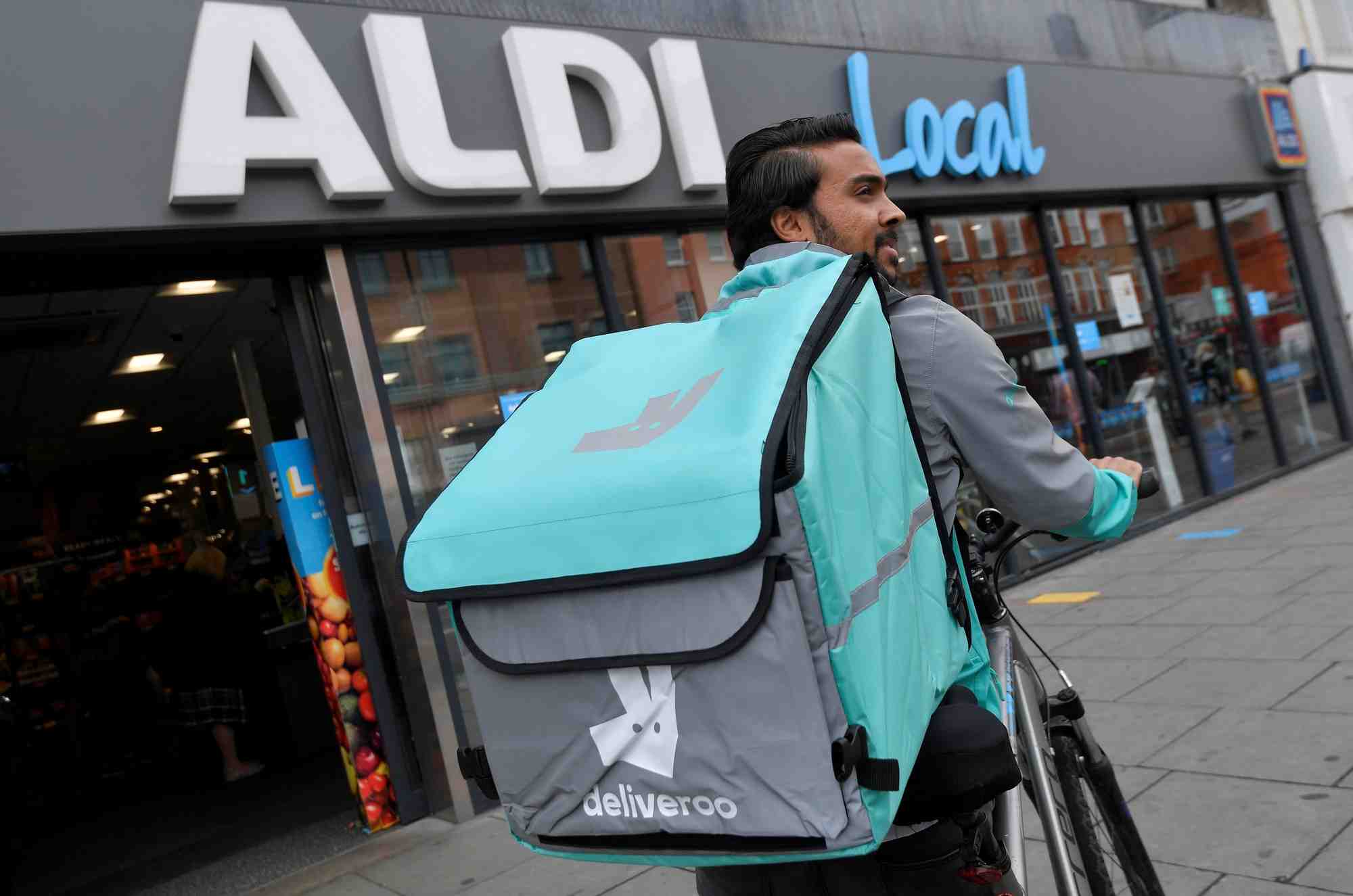 En forme, deliveroo lance sa procedure d'ipo a londres