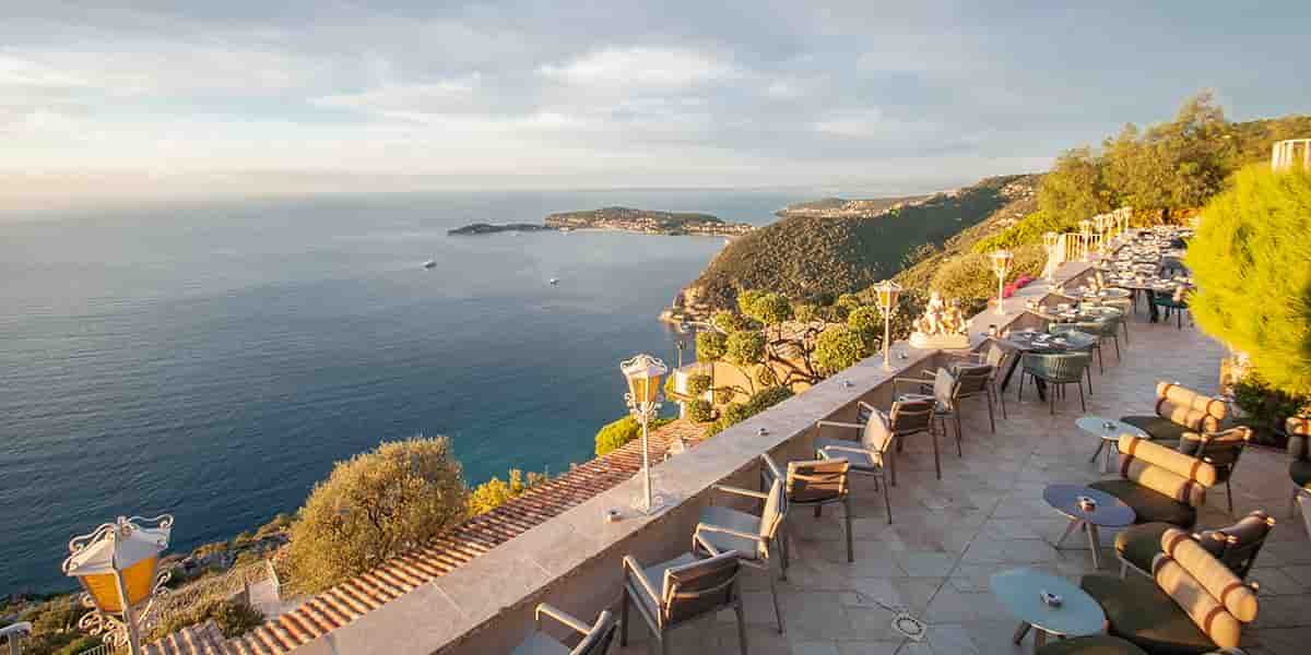 Vue sur la mer Méditerranée depuis l’hôtel.