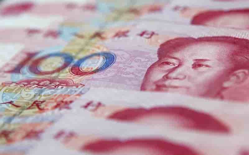Le yuan au plus bas depuis 2012 apres la baisse des taux chinois