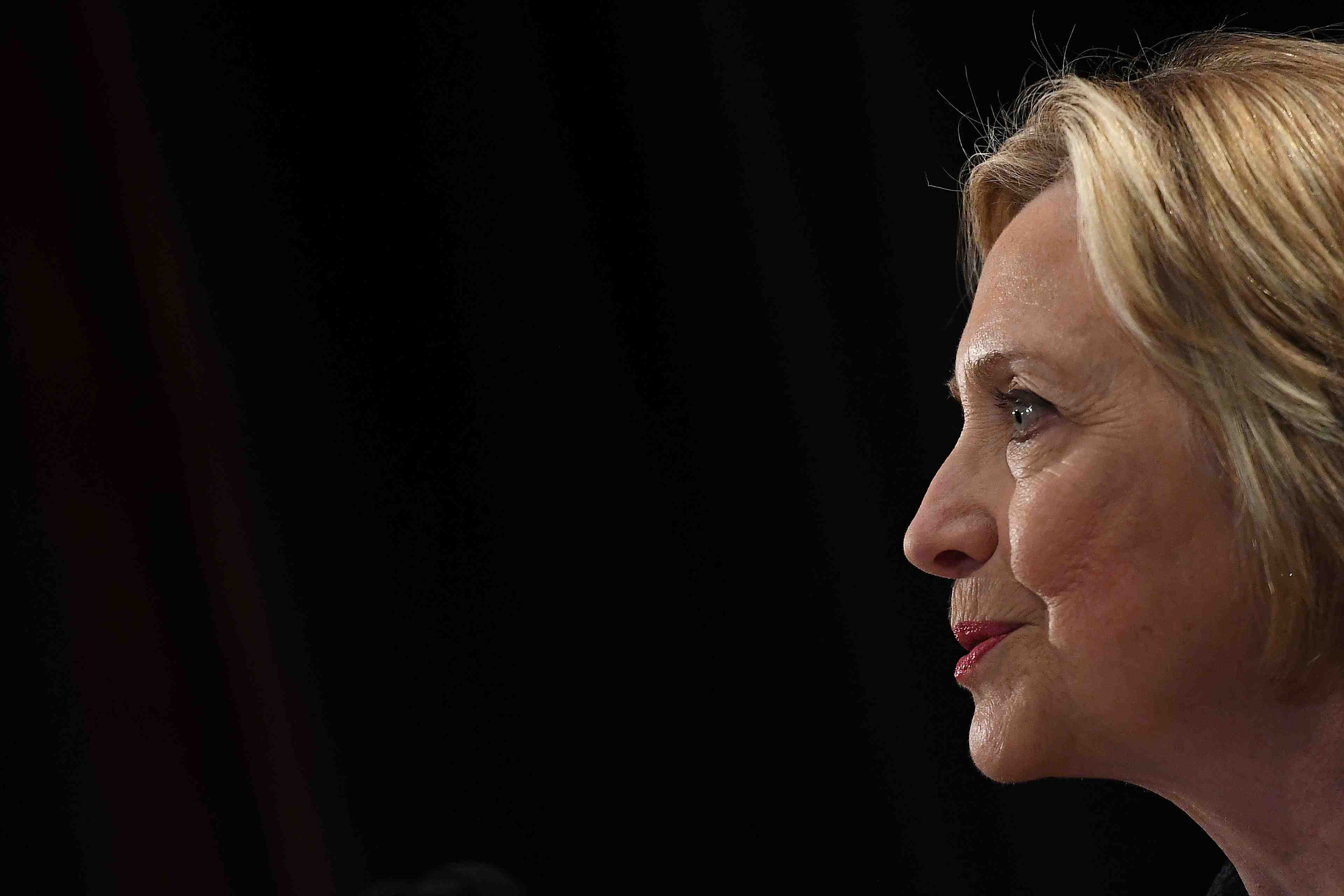 Pekin refute les accusations de trump pour la messagerie de hillary clinton