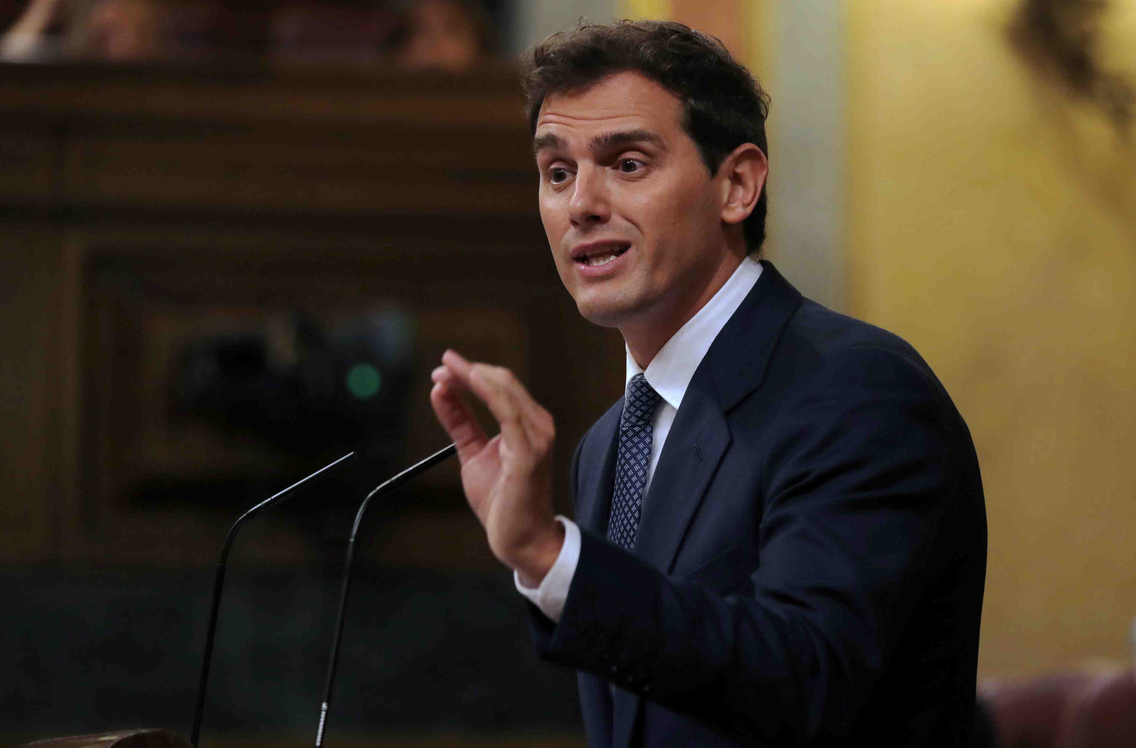 Espagne: ciudadanos pret a s'allier aux socialistes apres les elections