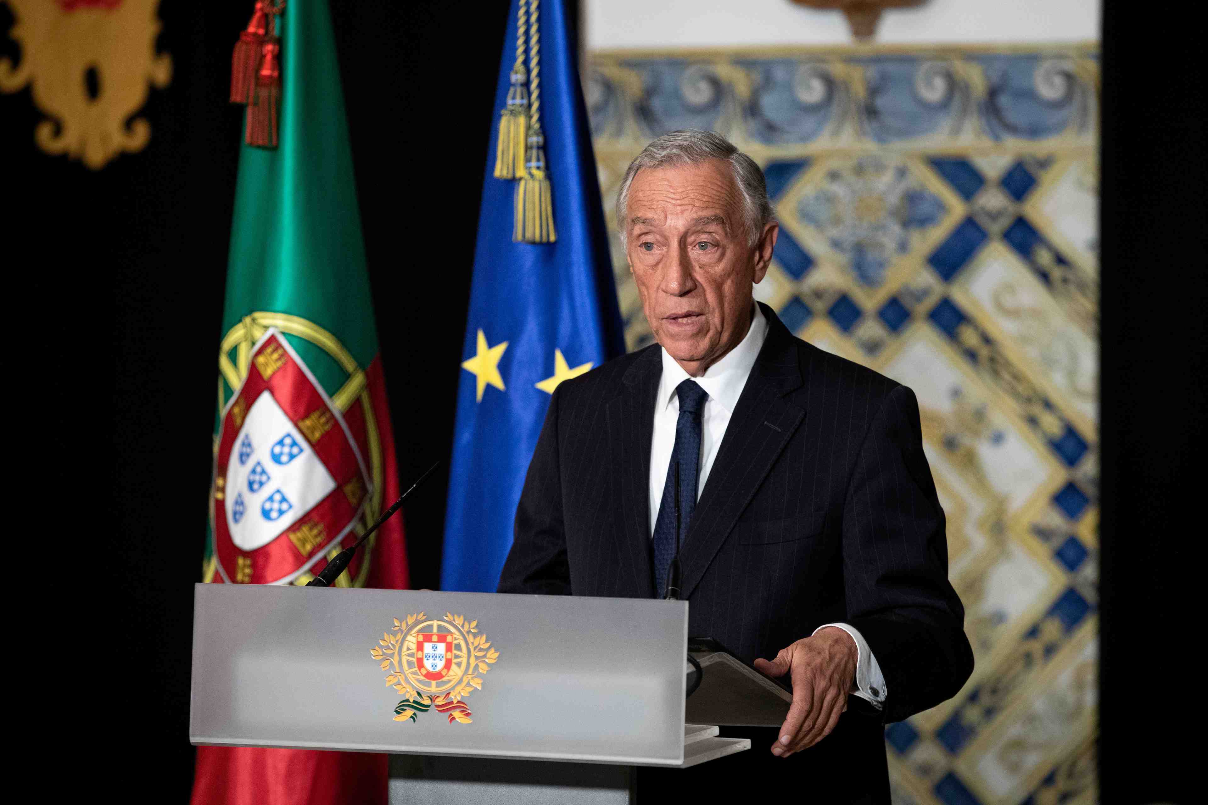 Portugal: le president portugais teste negatif au coronavirus