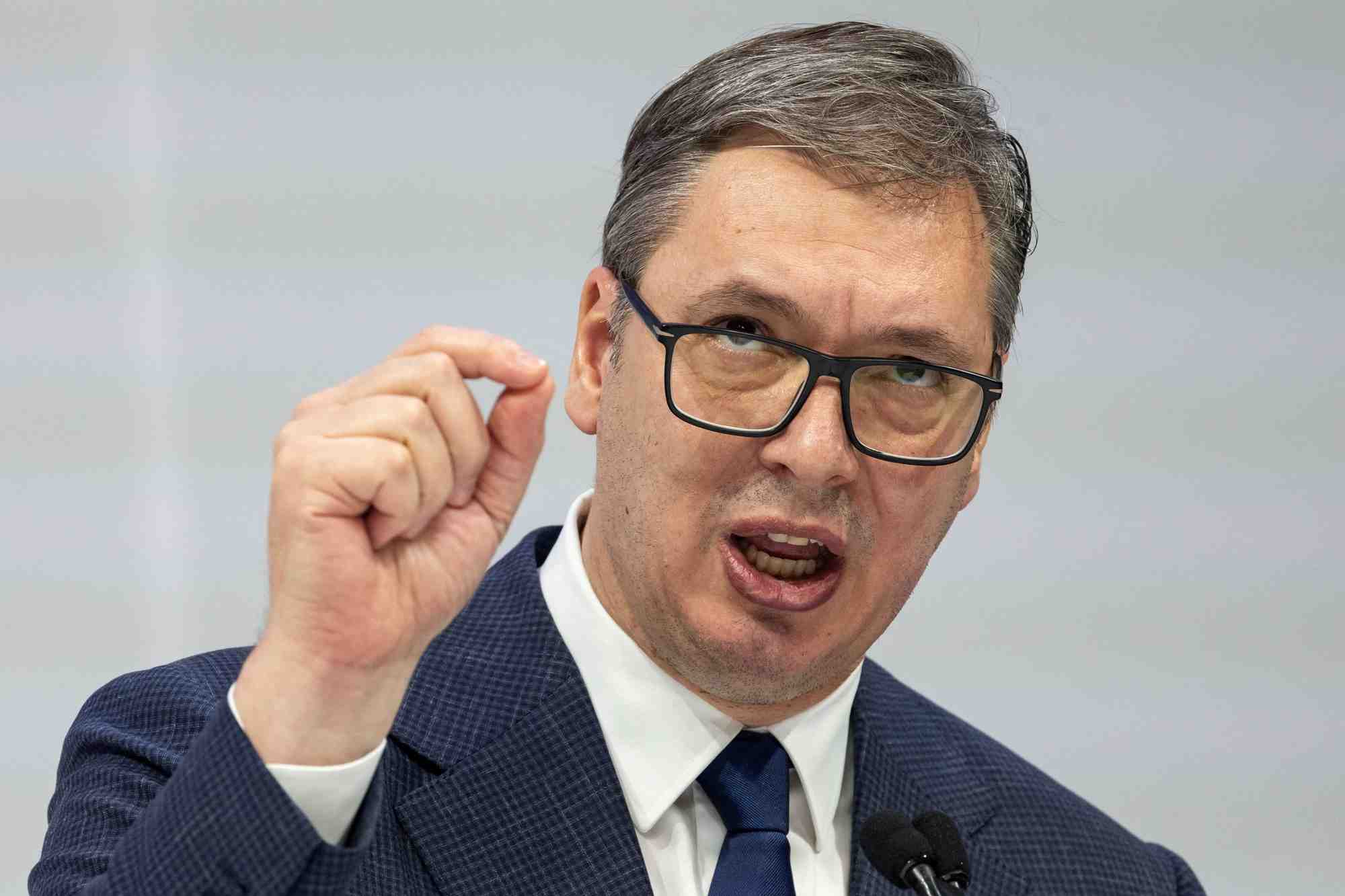 Le president serbe vucic assiste a un rassemblement du parti progressiste serbe a kragujevac