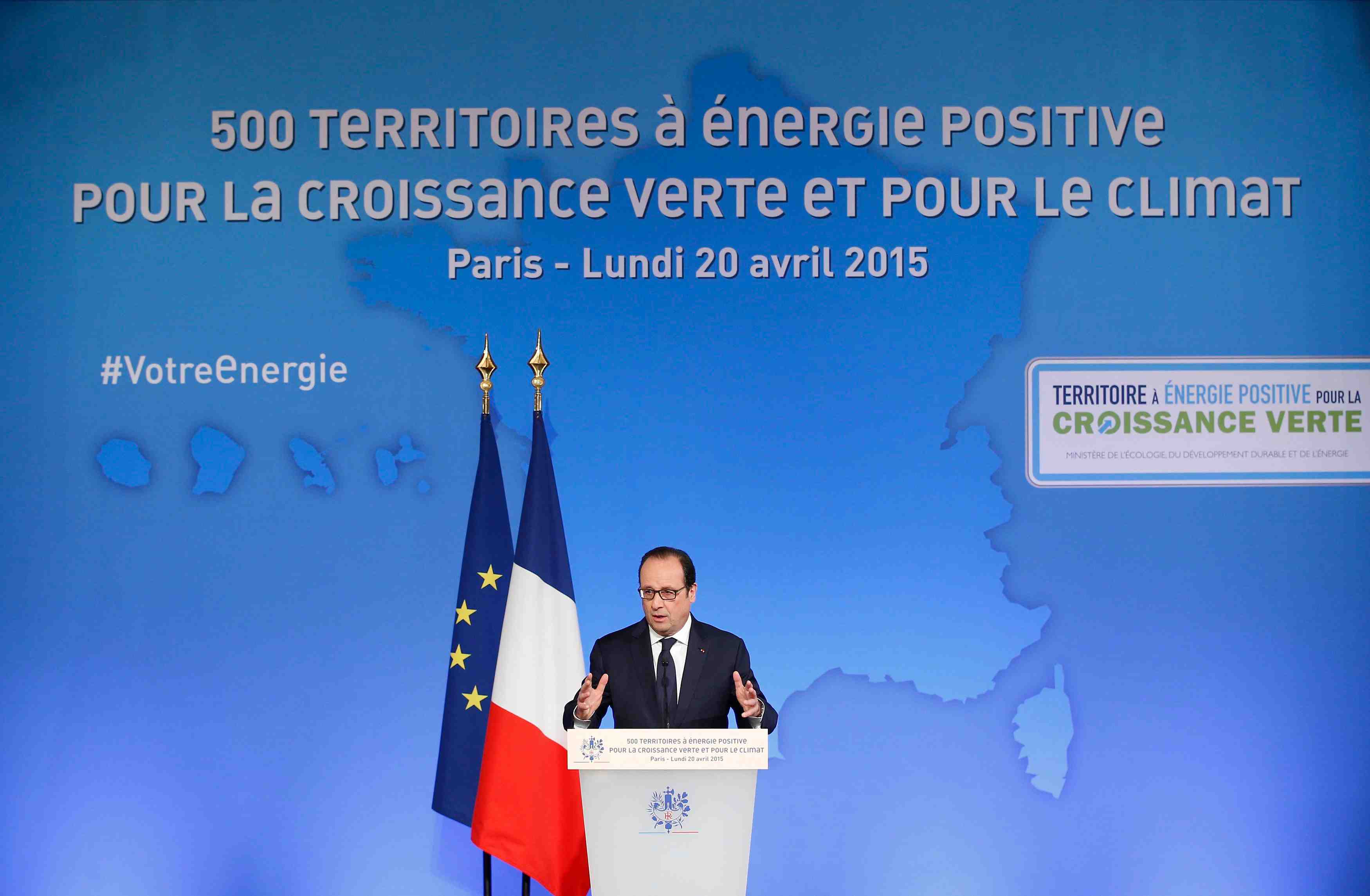 Hollande parle d'obstacles en vue d'un accord mondial sur le climat