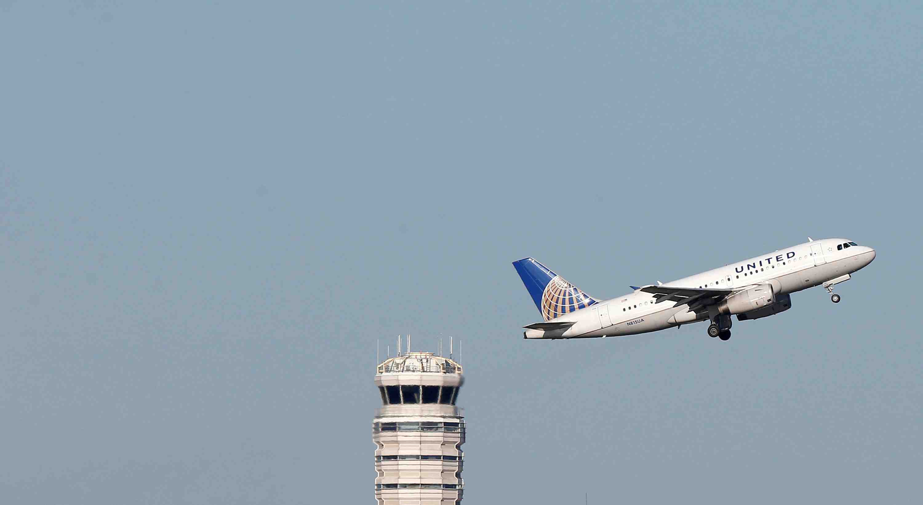 United airlines: benefice en baisse, recul attendu de la marge