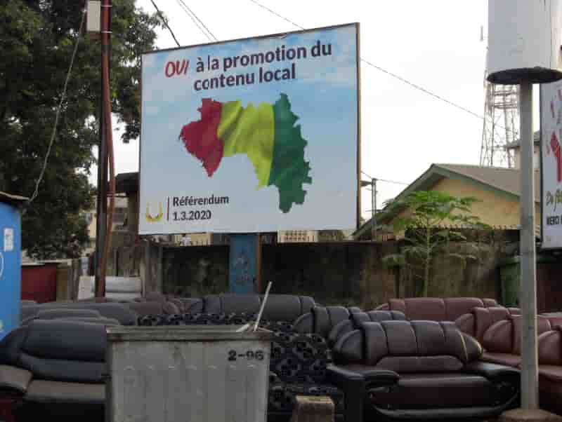Tenue d'un referendum conteste en guinee malgre le coronavirus