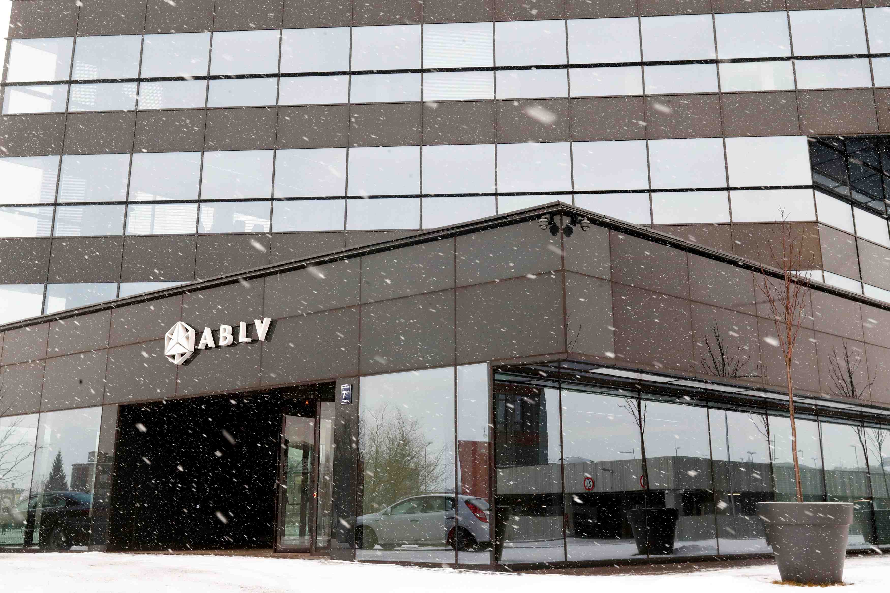 La bce ne volera pas au secours de la banque lettone ablv