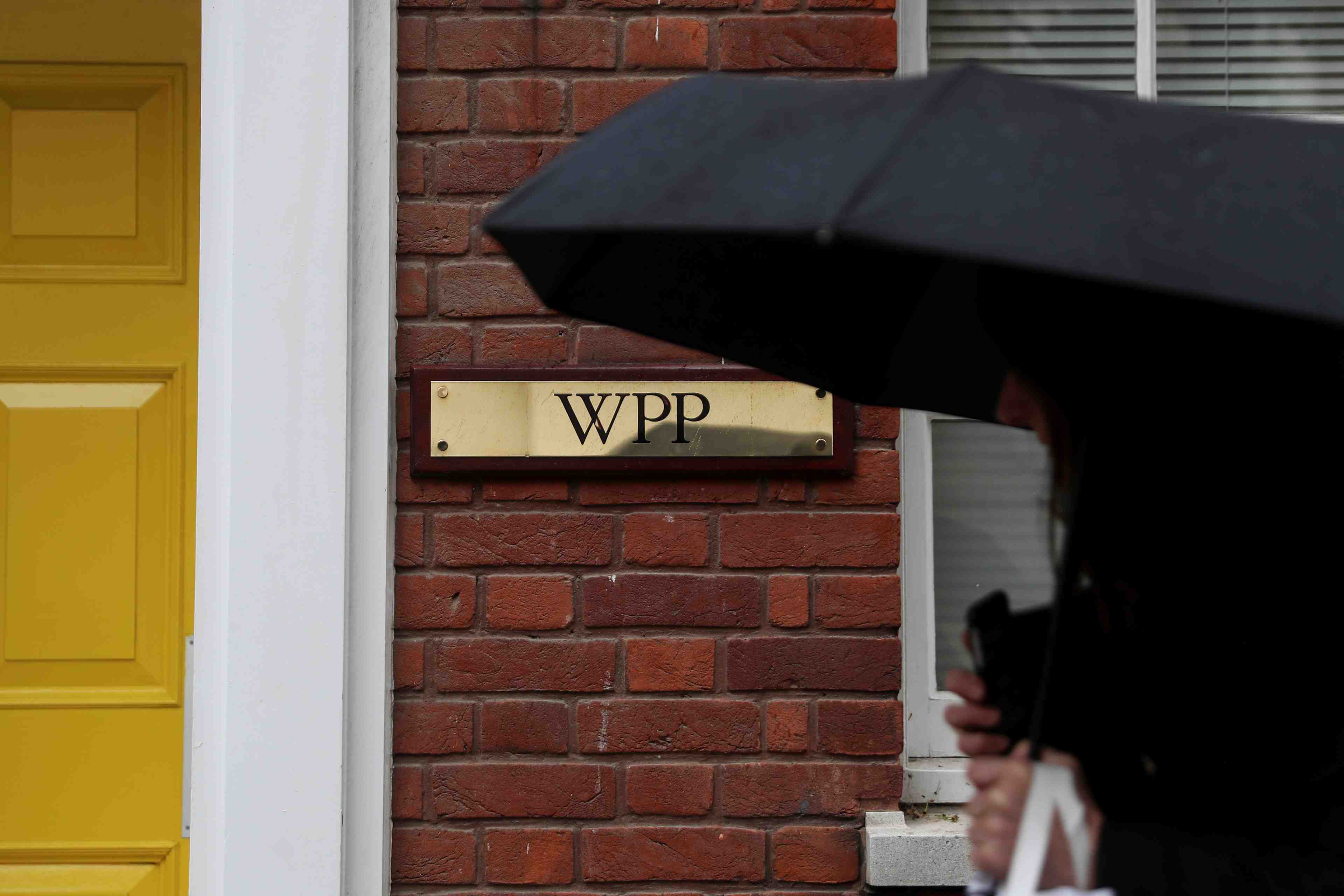 Wpp va investir 300 millions de livres sur trois ans et supprimer 2.500 postes
