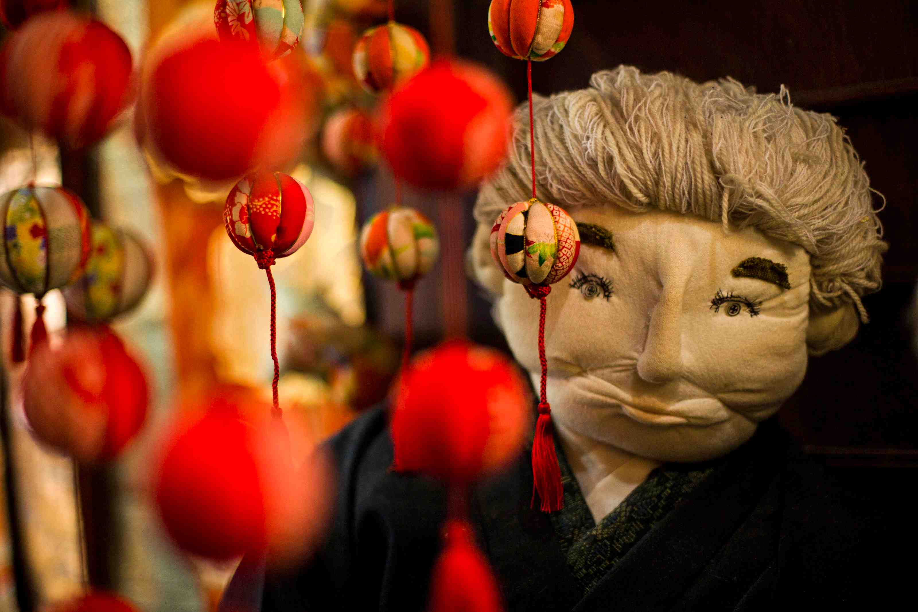 Au japon, un village peuple d’epouvantails fige dans le temps
