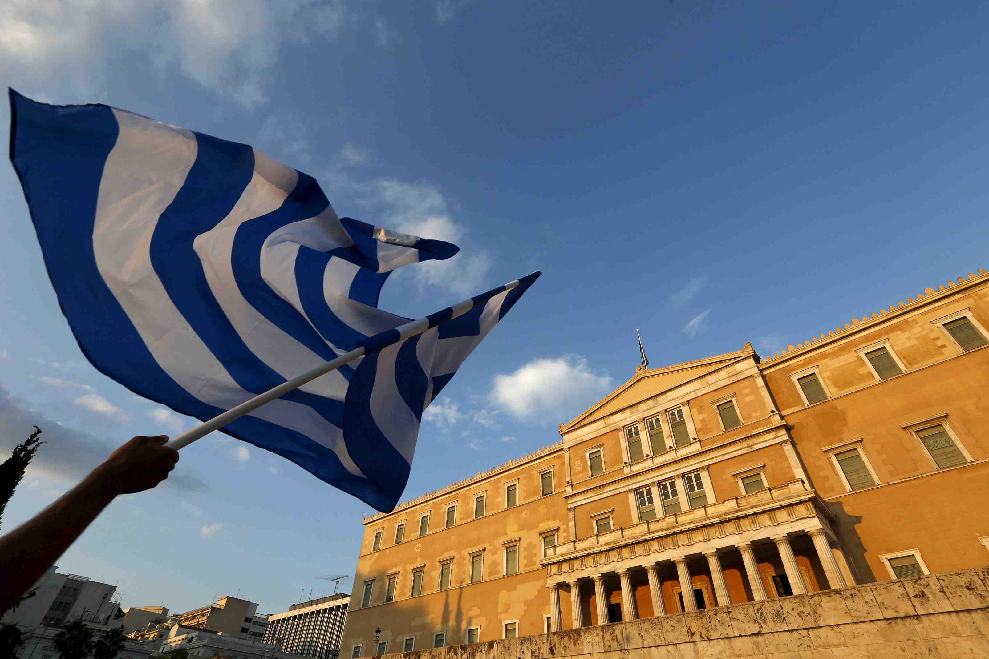 La ce fait une derniere offre a la grece