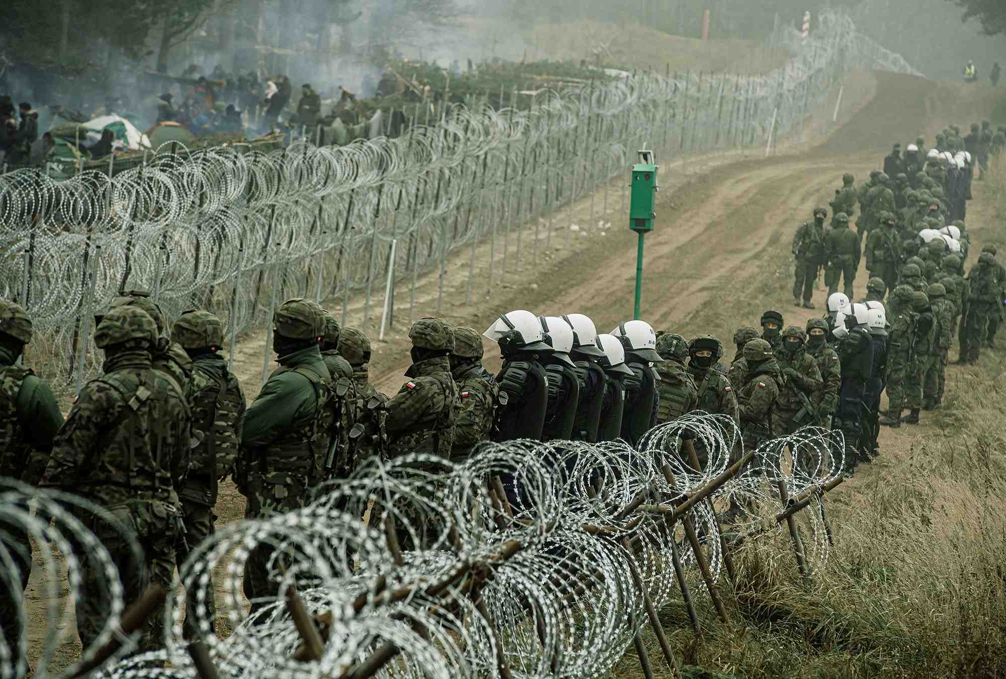 Cinquante migrants sont entres en pologne via la bielorussie, selon la police polonaise