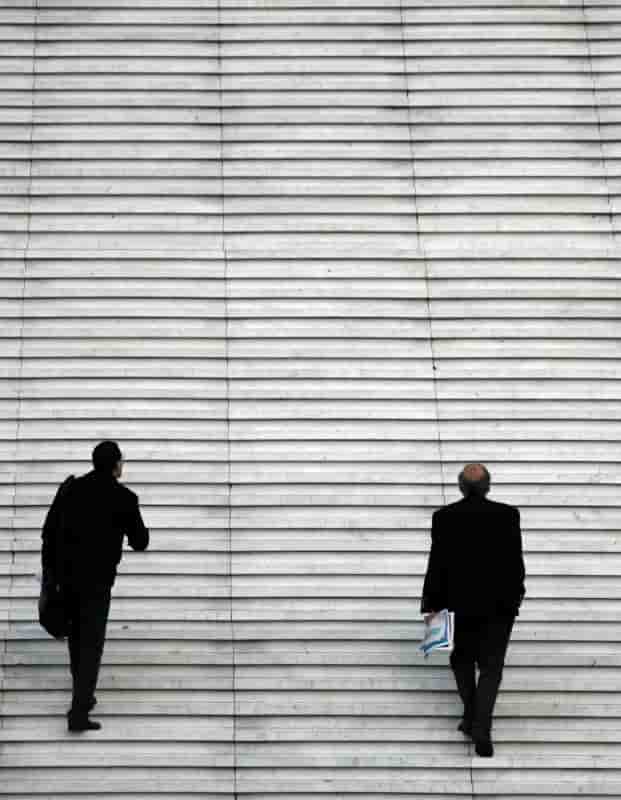 Une reforme des retraites chapeau sera discutee au parlement