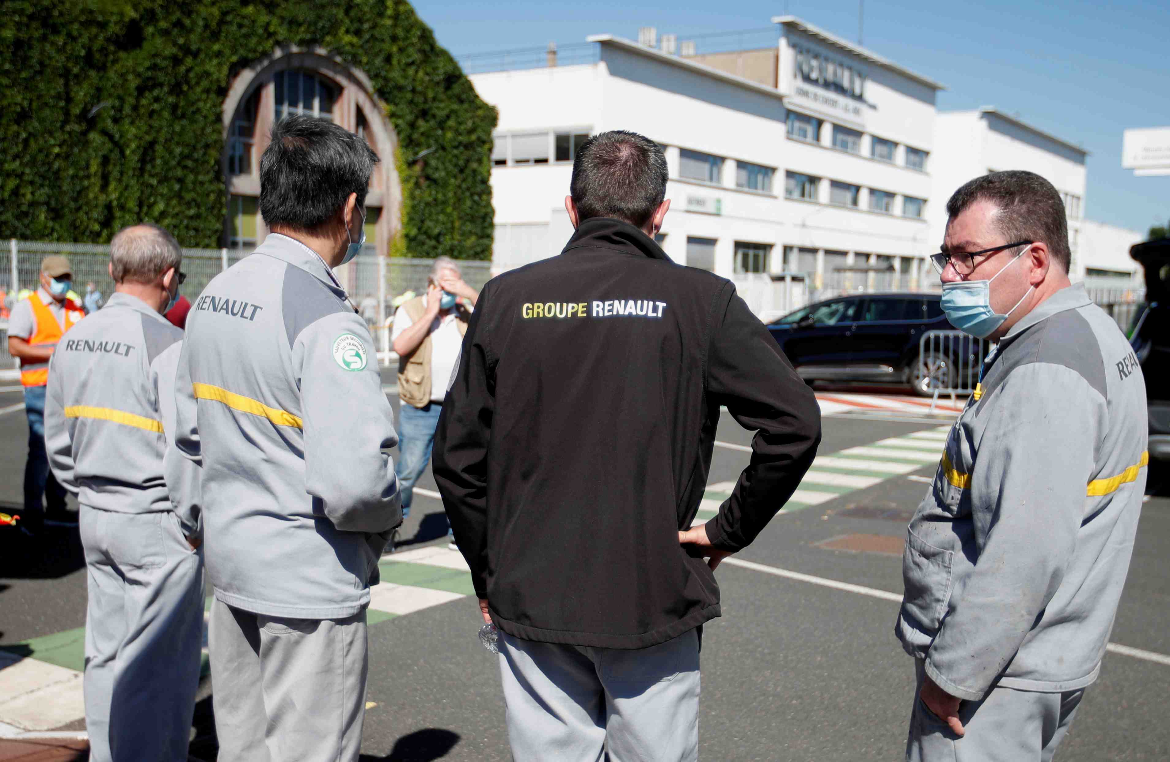 Renault va supprimer 1.500 emplois dans l'ingenierie en france, selon bfm tv