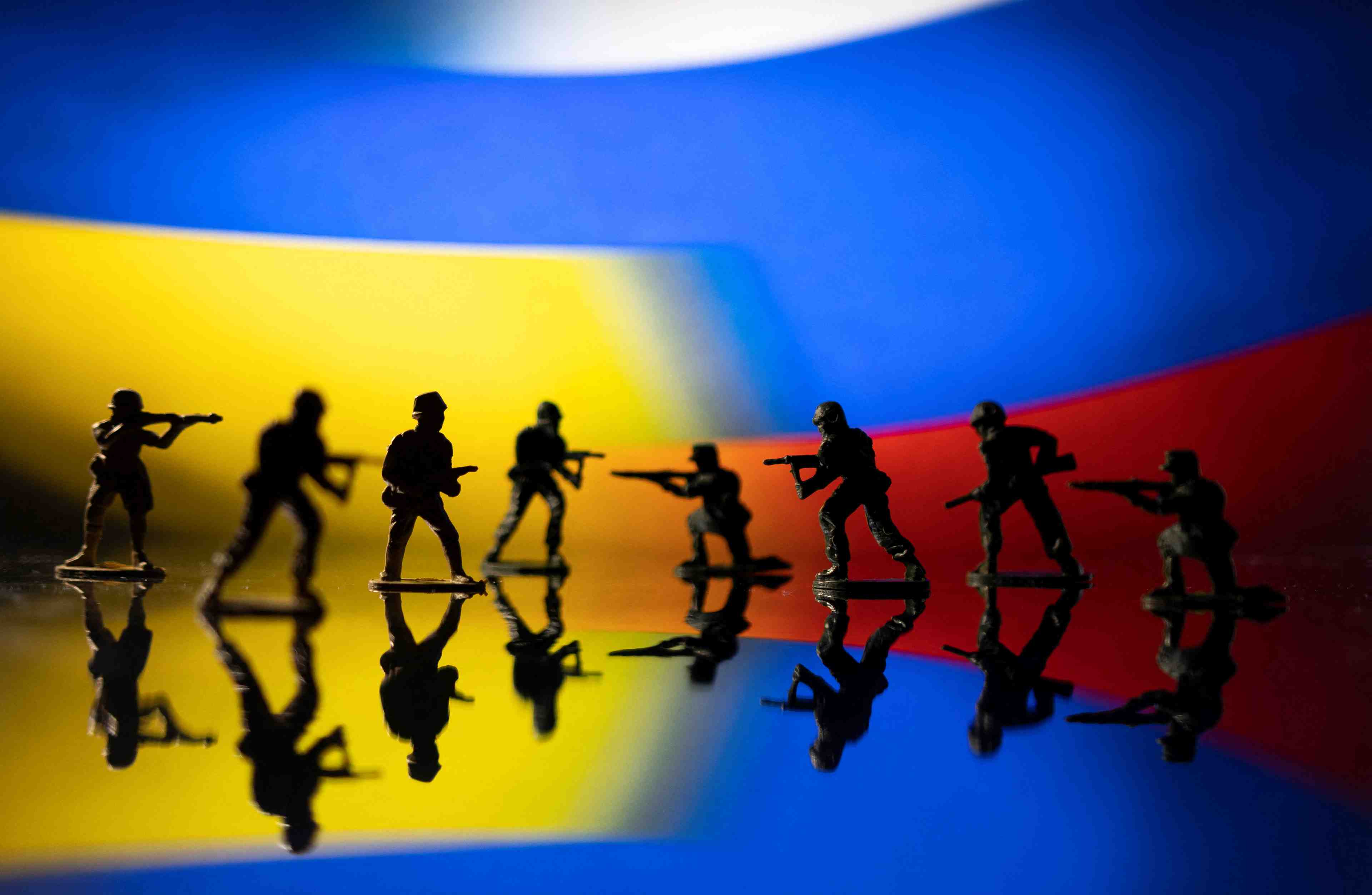 Kiev annonce la mort de deux soldats dans des bombardements separatistes
