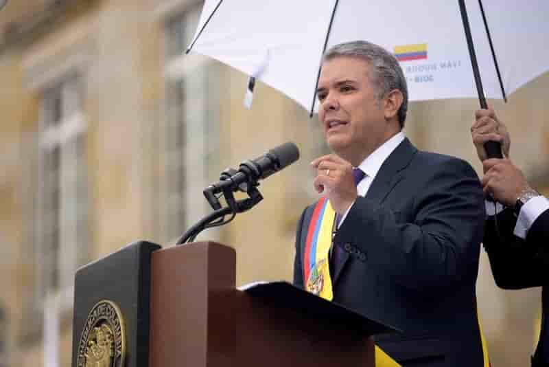Colombie: investiture de duque, qui veut oeuvrer a l'unite du pays