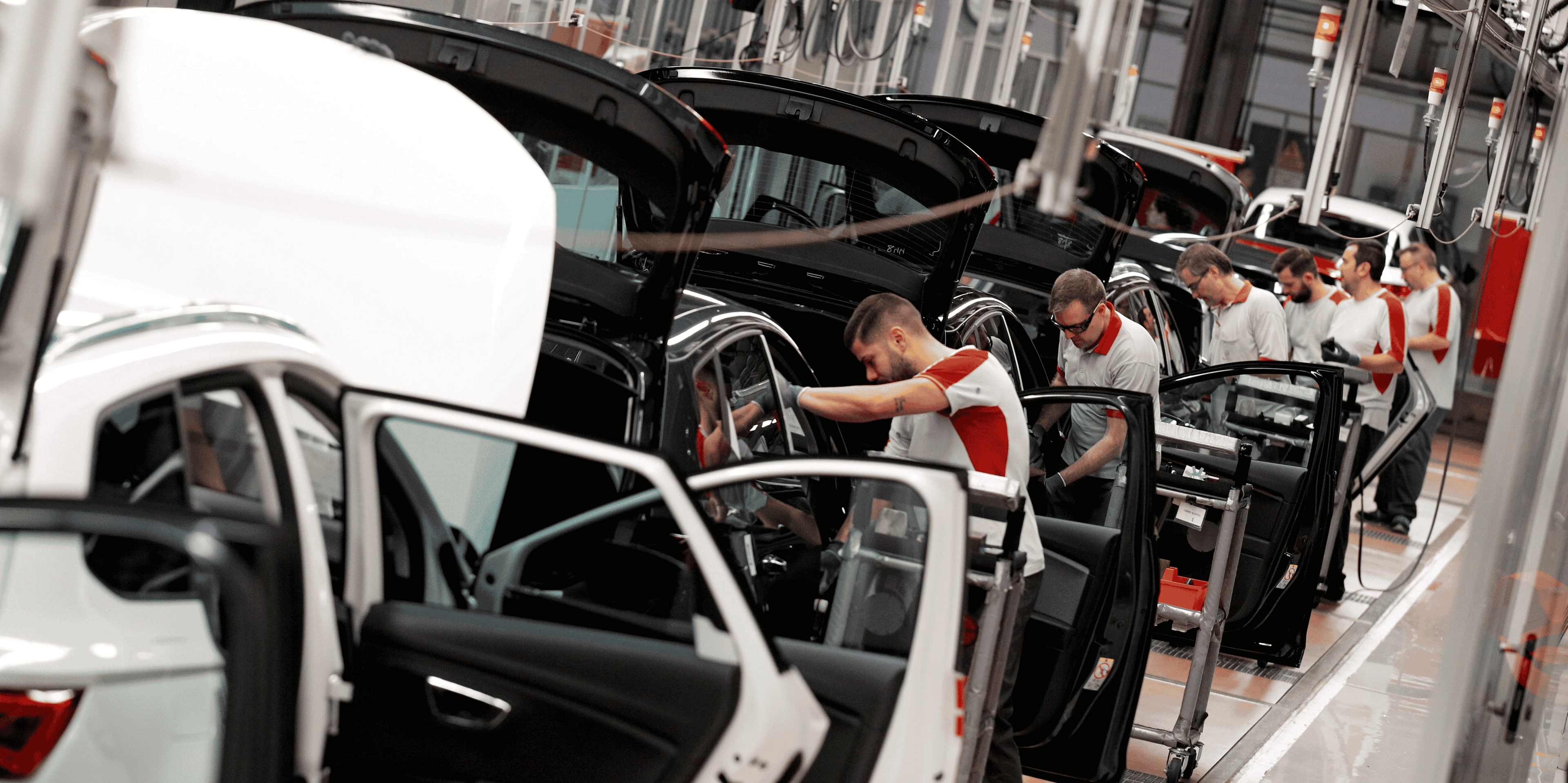 Le marche automobile europeen a continue de baisser en mars, selon l'acea
