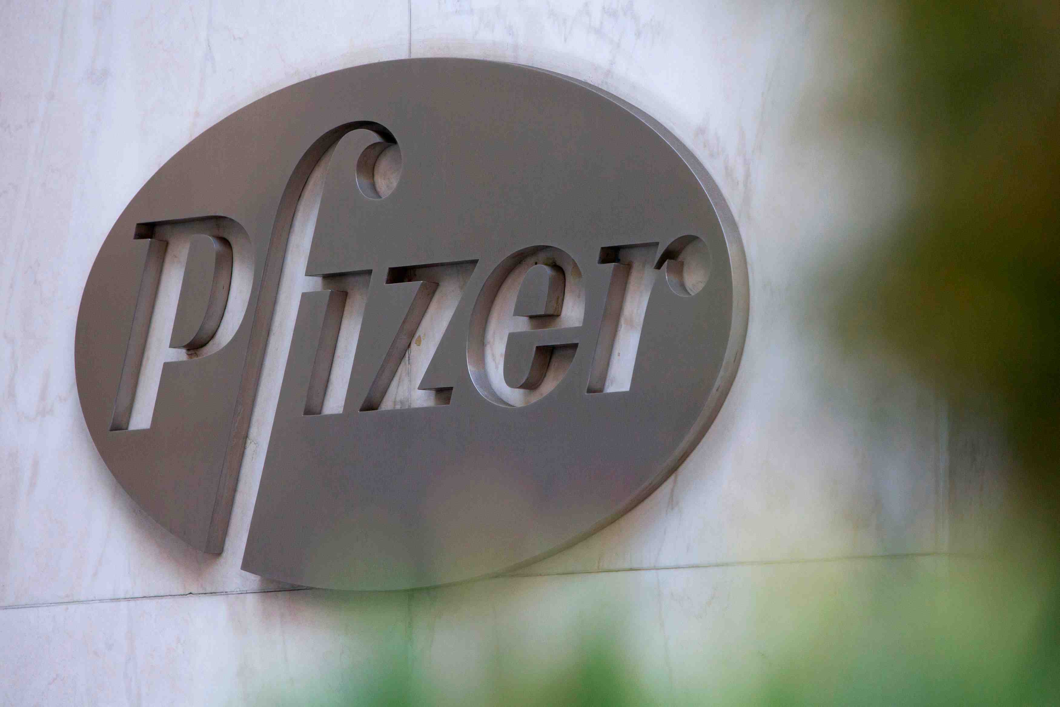 Pfizer n'est pas pret a publier des donnees sur son vaccin contre le covid-19