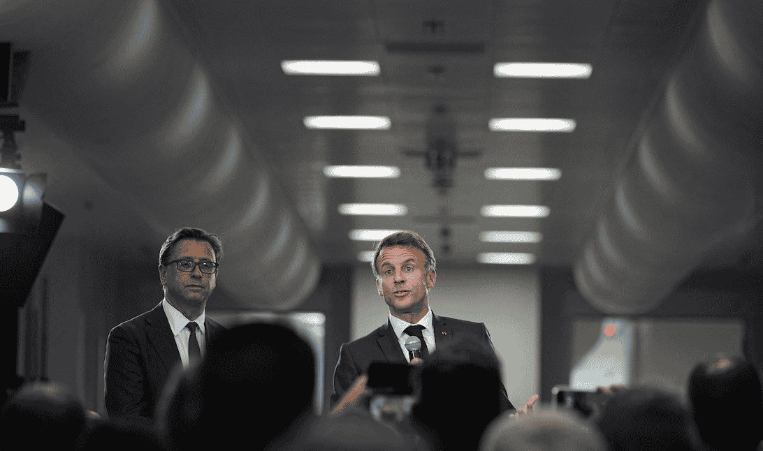 Emmanuel Macron et le PDG de Sanofi, Paul Hudson.
