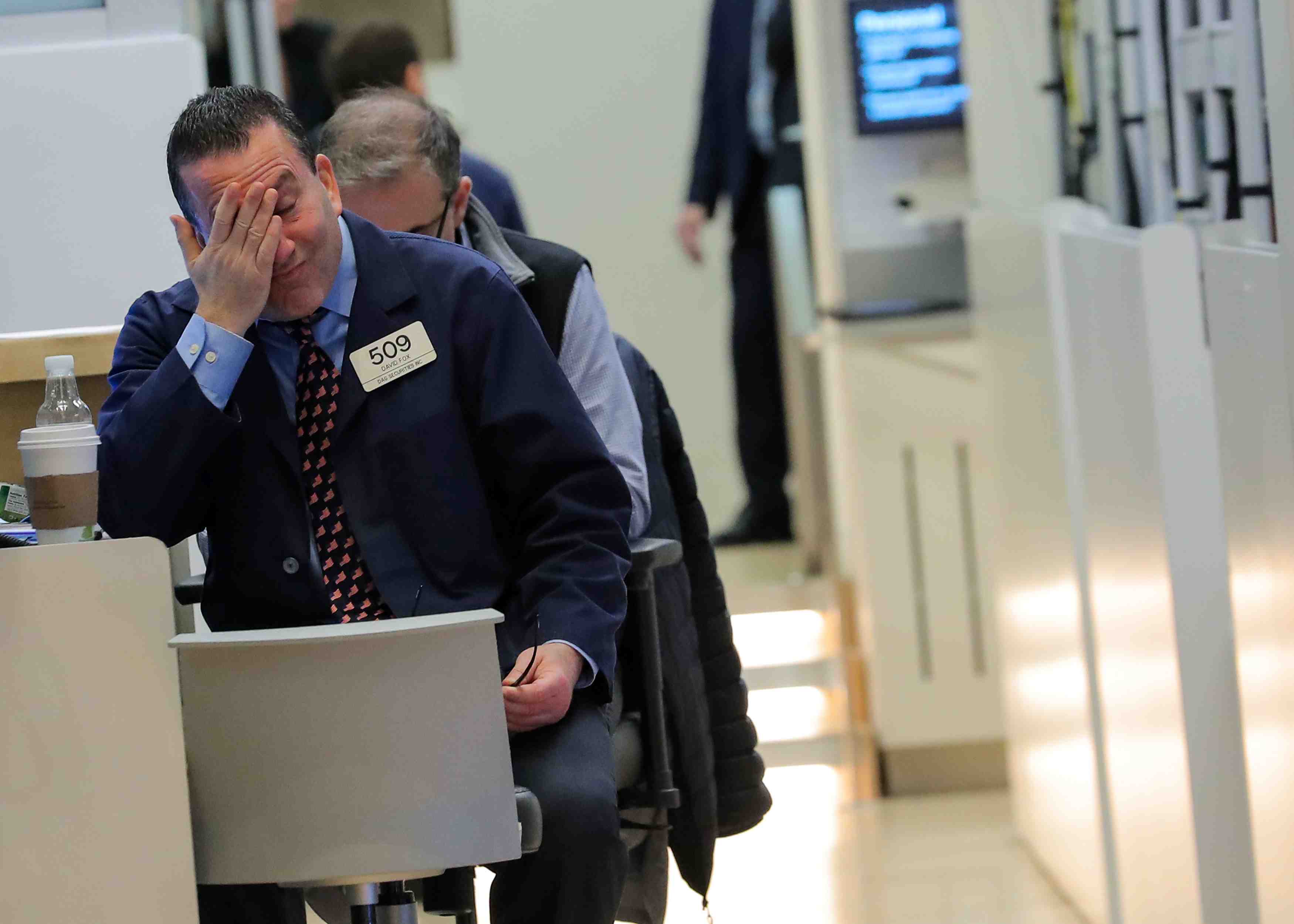 La bourse de new york finit en baisse