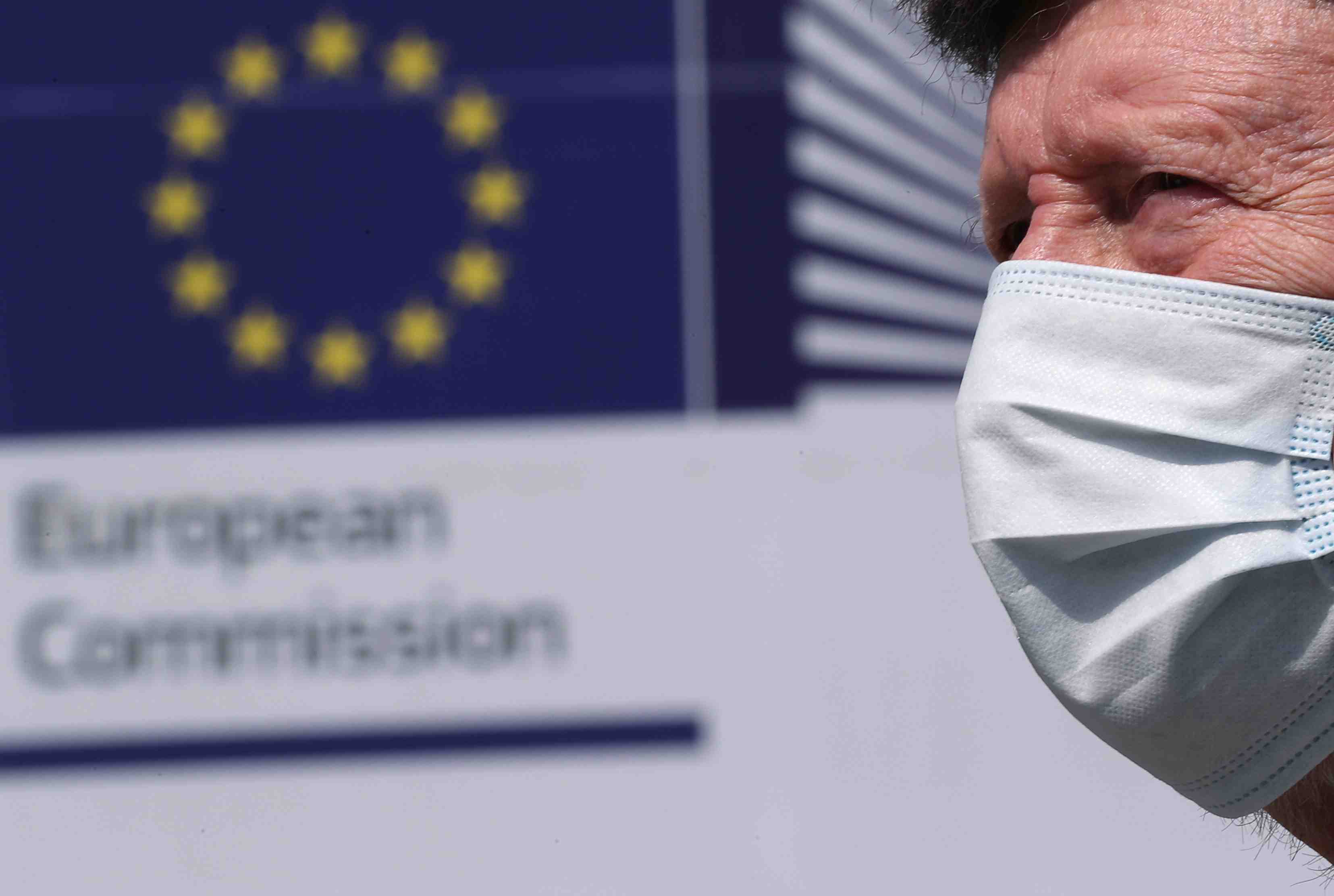 Ue: la commission appelle les etats a coordonner le deconfinement