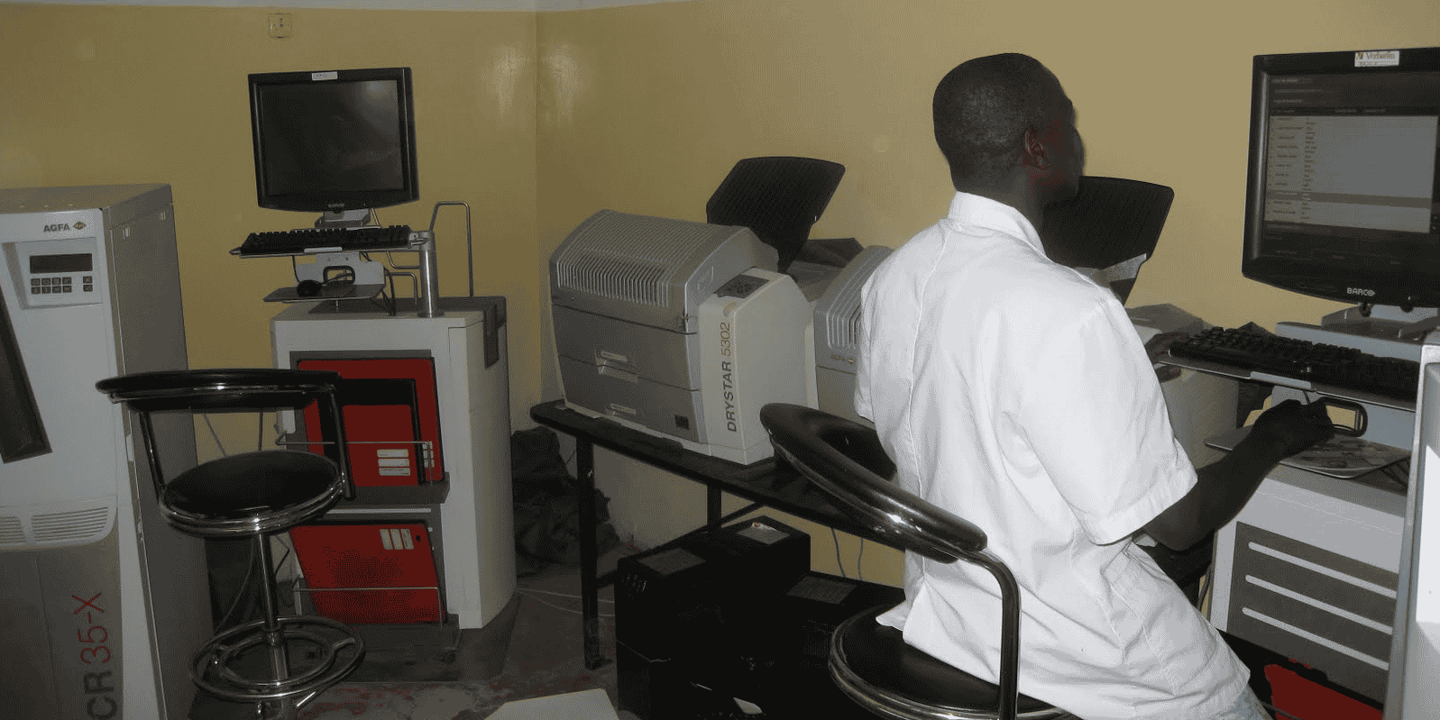 hôpital Tchad personnel