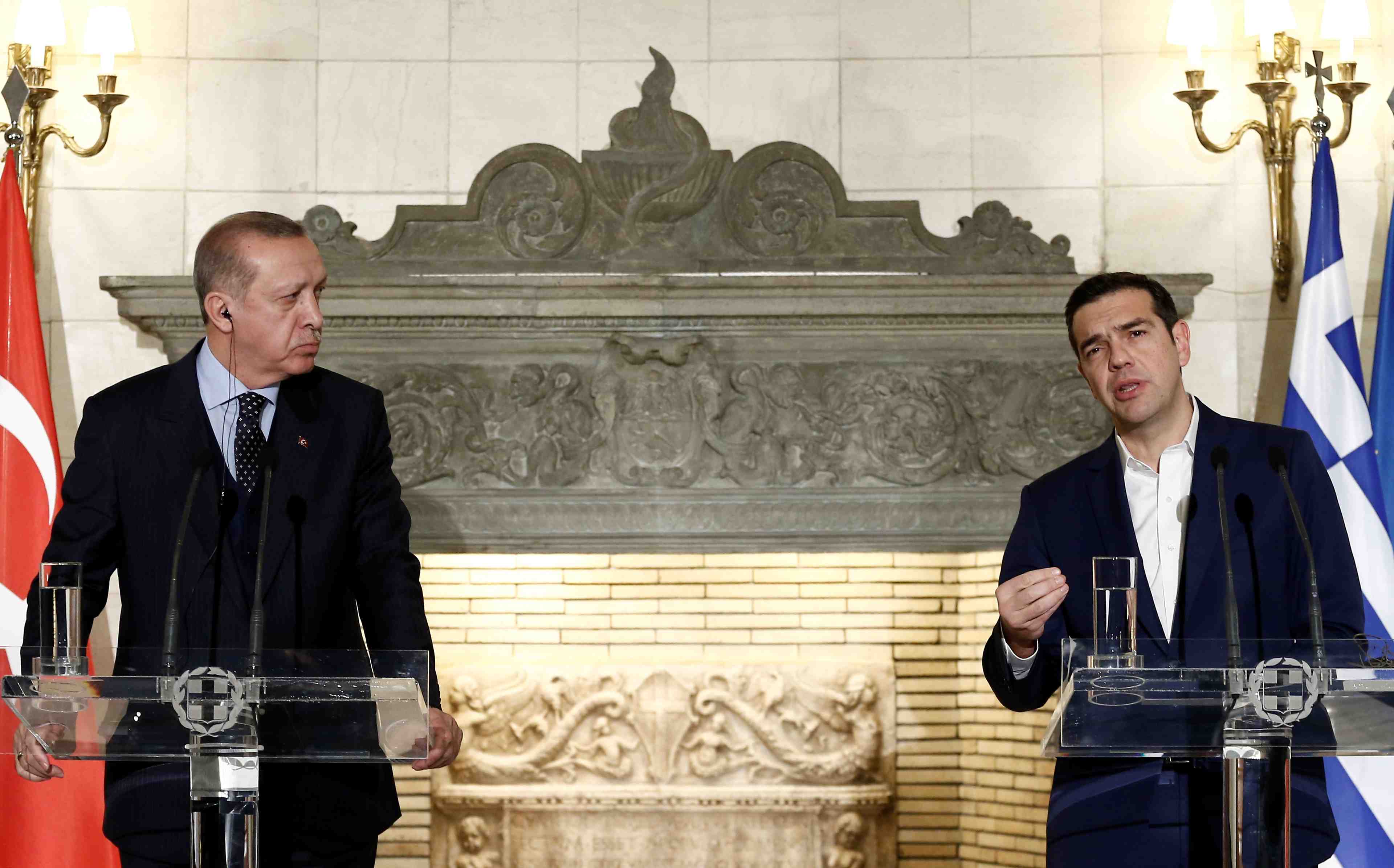 Visite tendue du president turc en grece
