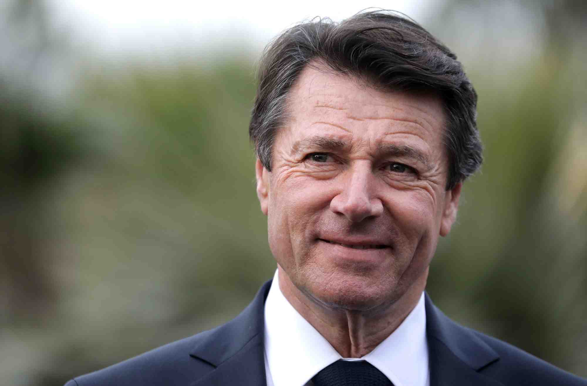 Le maire de nice, christian estrosi, teste positif