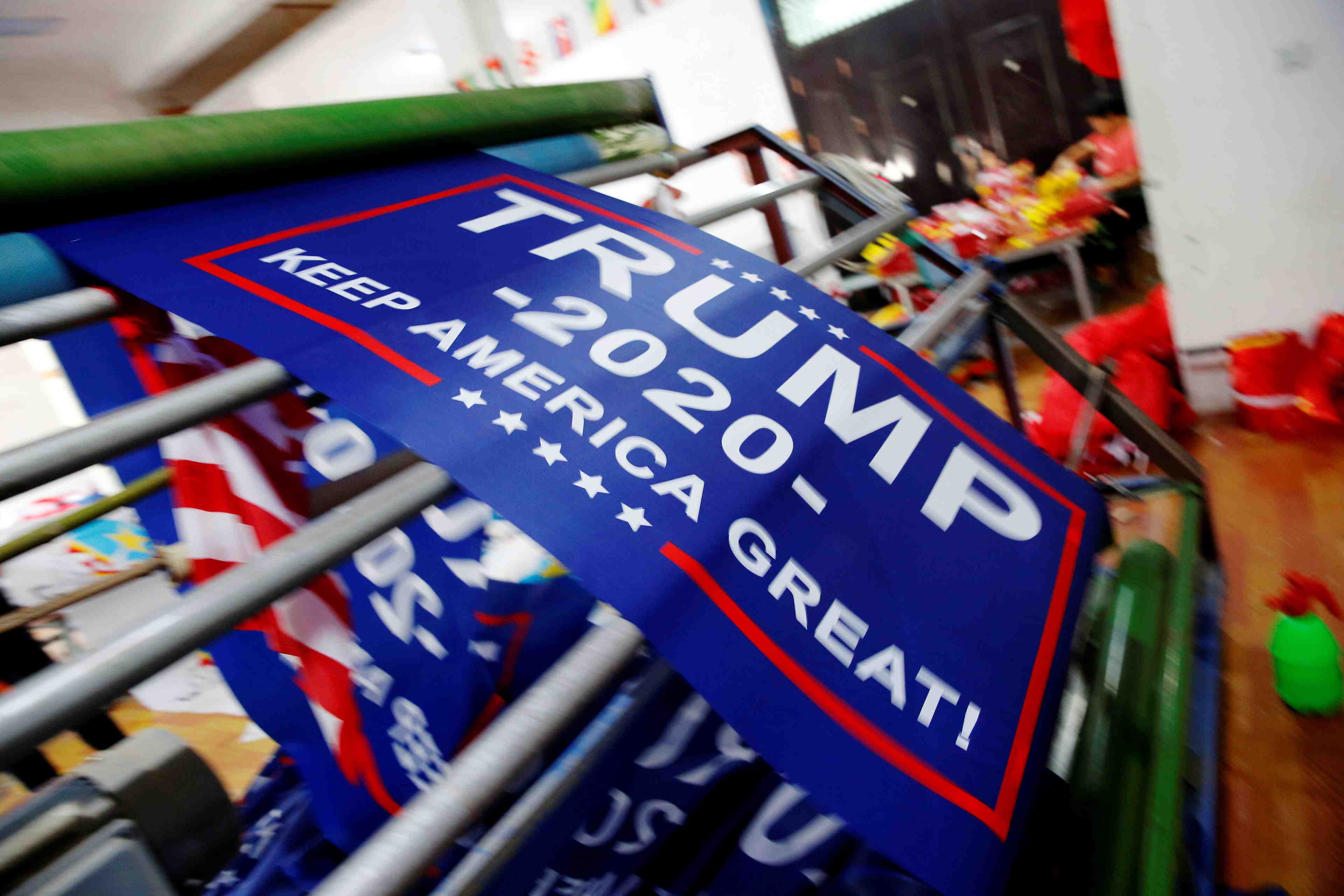 Usa 2020: l'equipe de trump a recu plus de 30 millions de dollars de dons