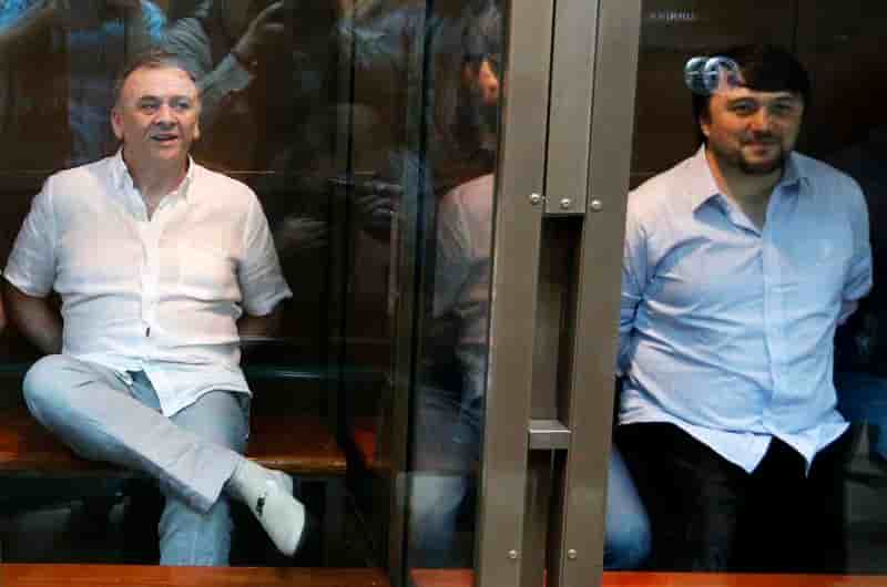 Peines de prison à vie pour le meurtre de Politkovskaïa