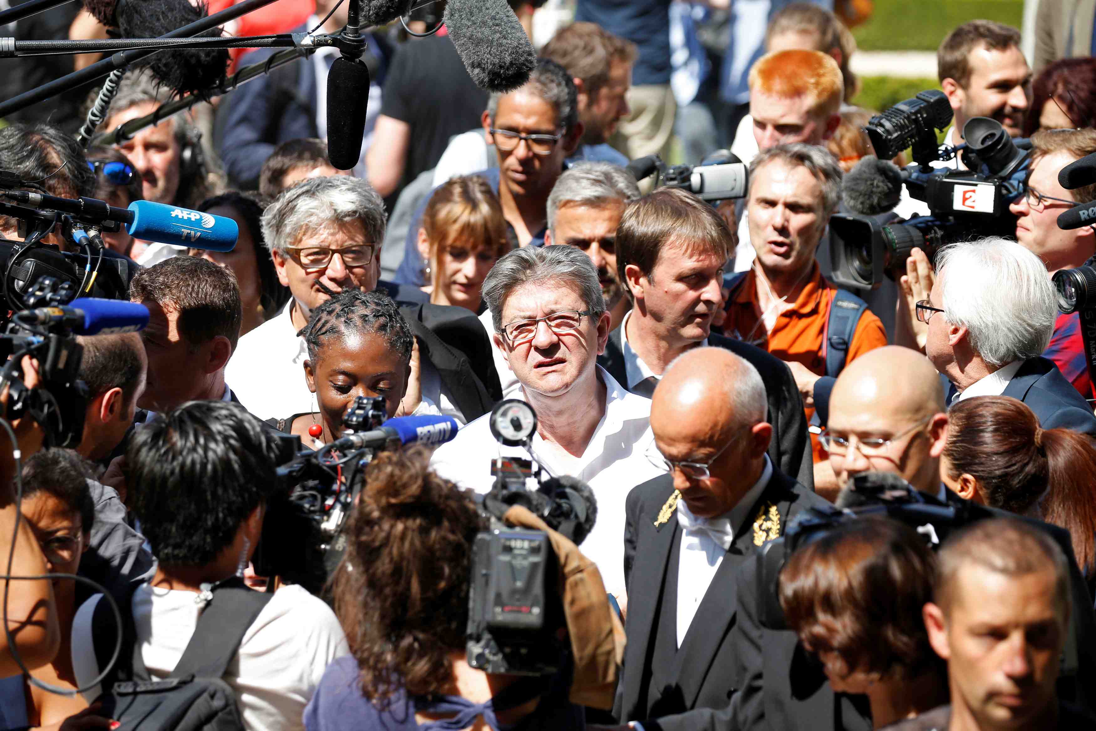 Une journee de "bataille populaire" le 12 juillet