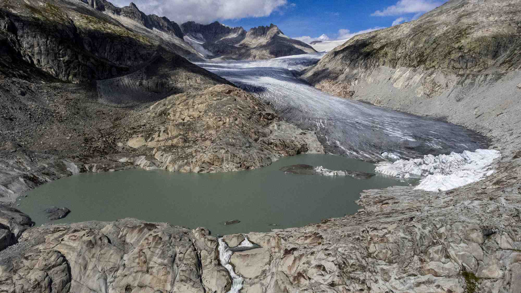 Le glacier du rhone a obergoms, en suisse