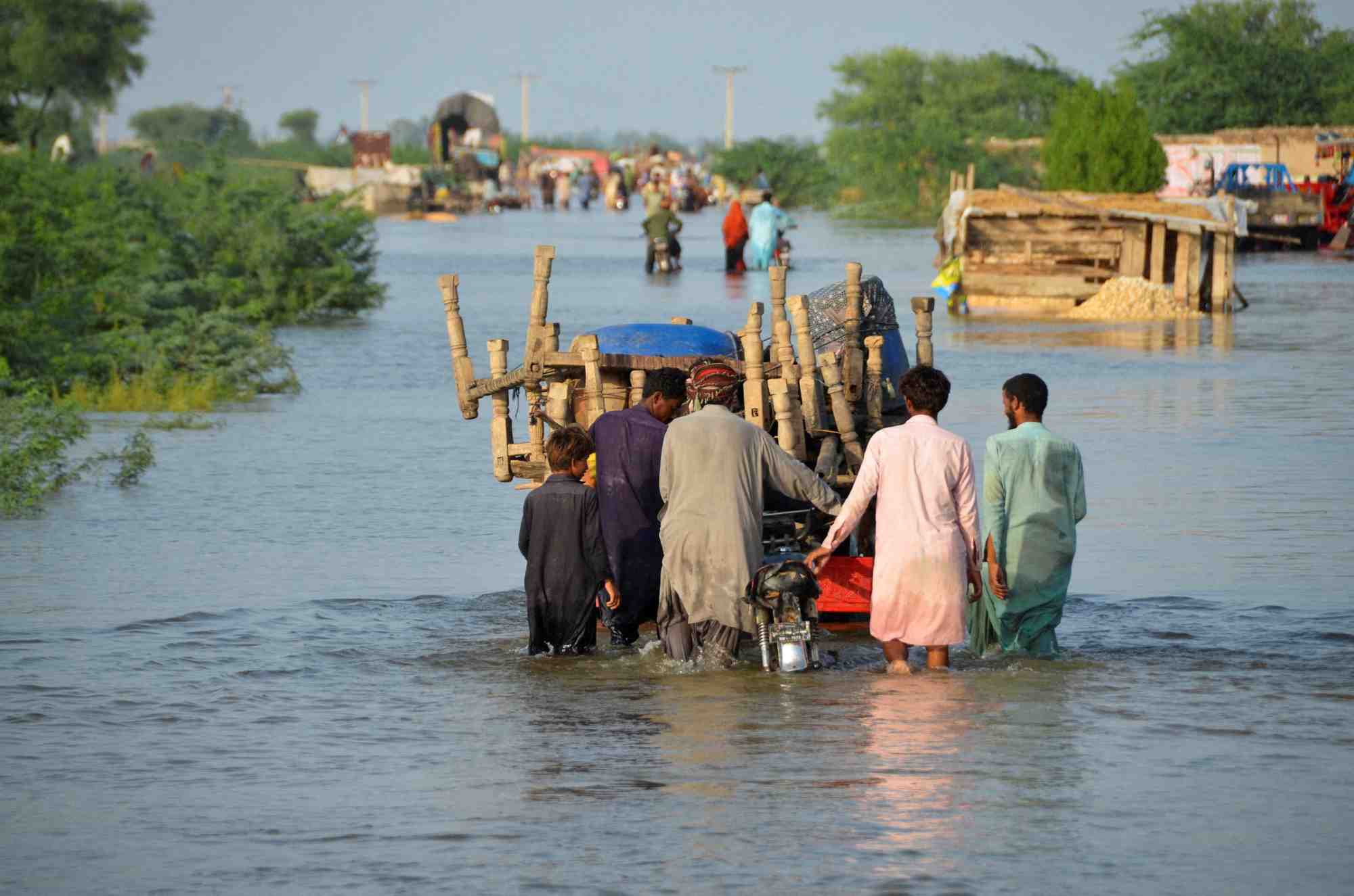 Pakistan: au moins 10 milliards de dollars de pertes a cause des inondations