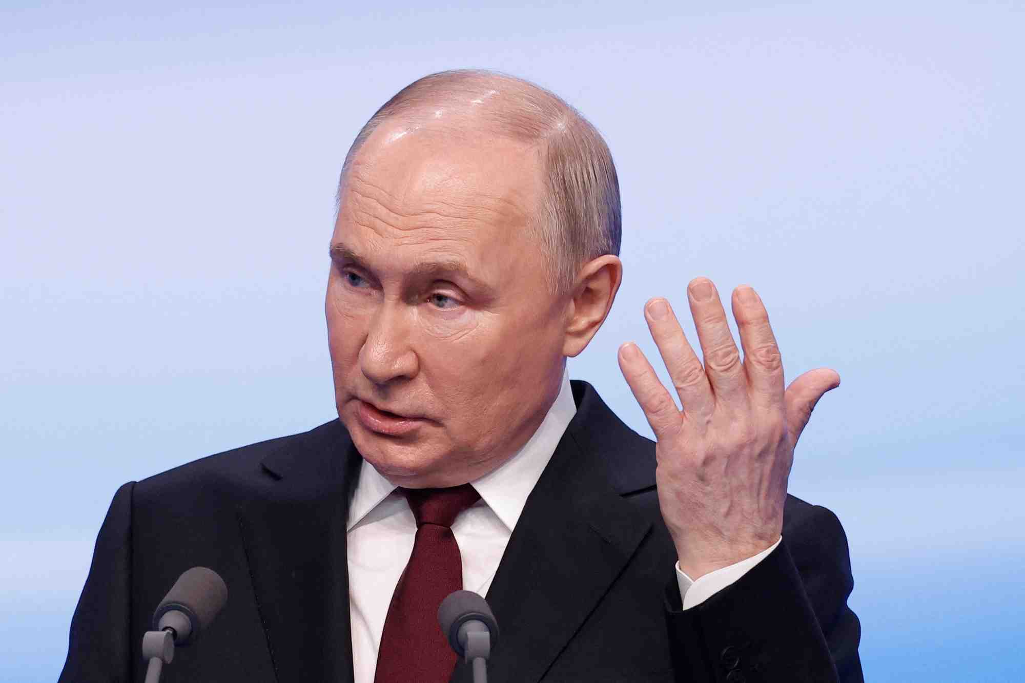 Photo du president reelu de la russie, vladimir poutine