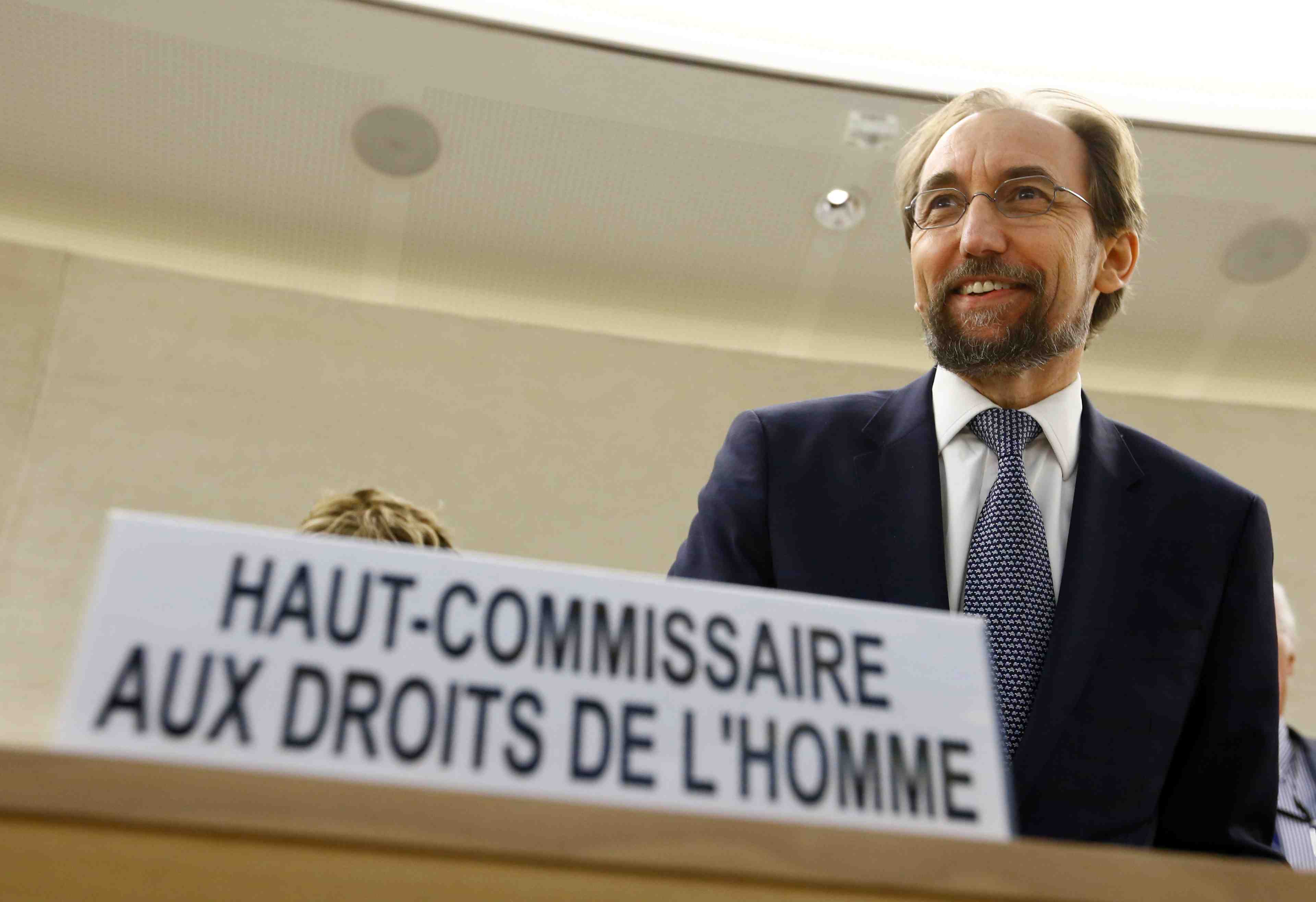 Ra'ad al hussein (onu) denonce un "nettoyage ethnique" contre les rohingya de birmanie