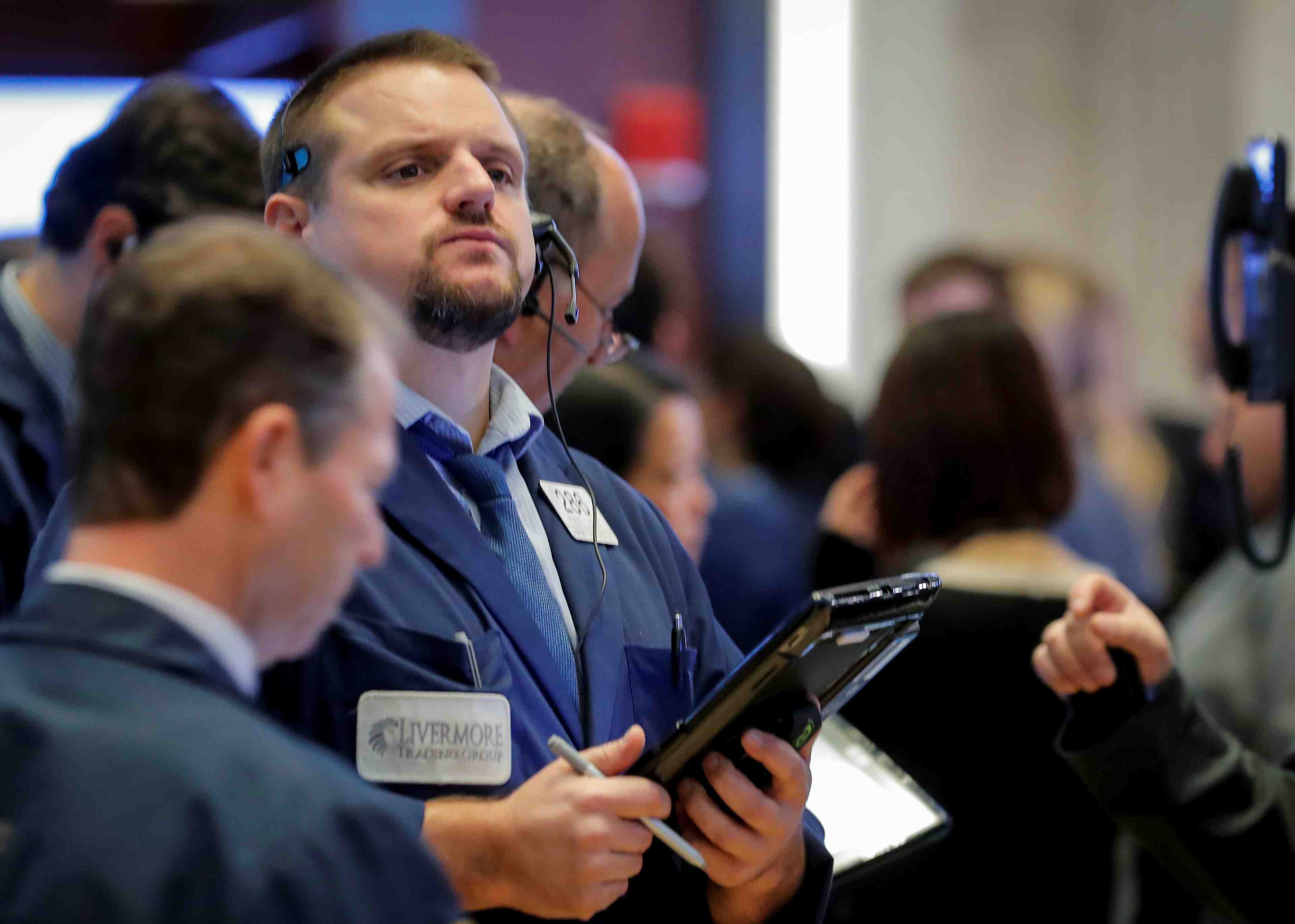 Wall street finit en ordre disperse
