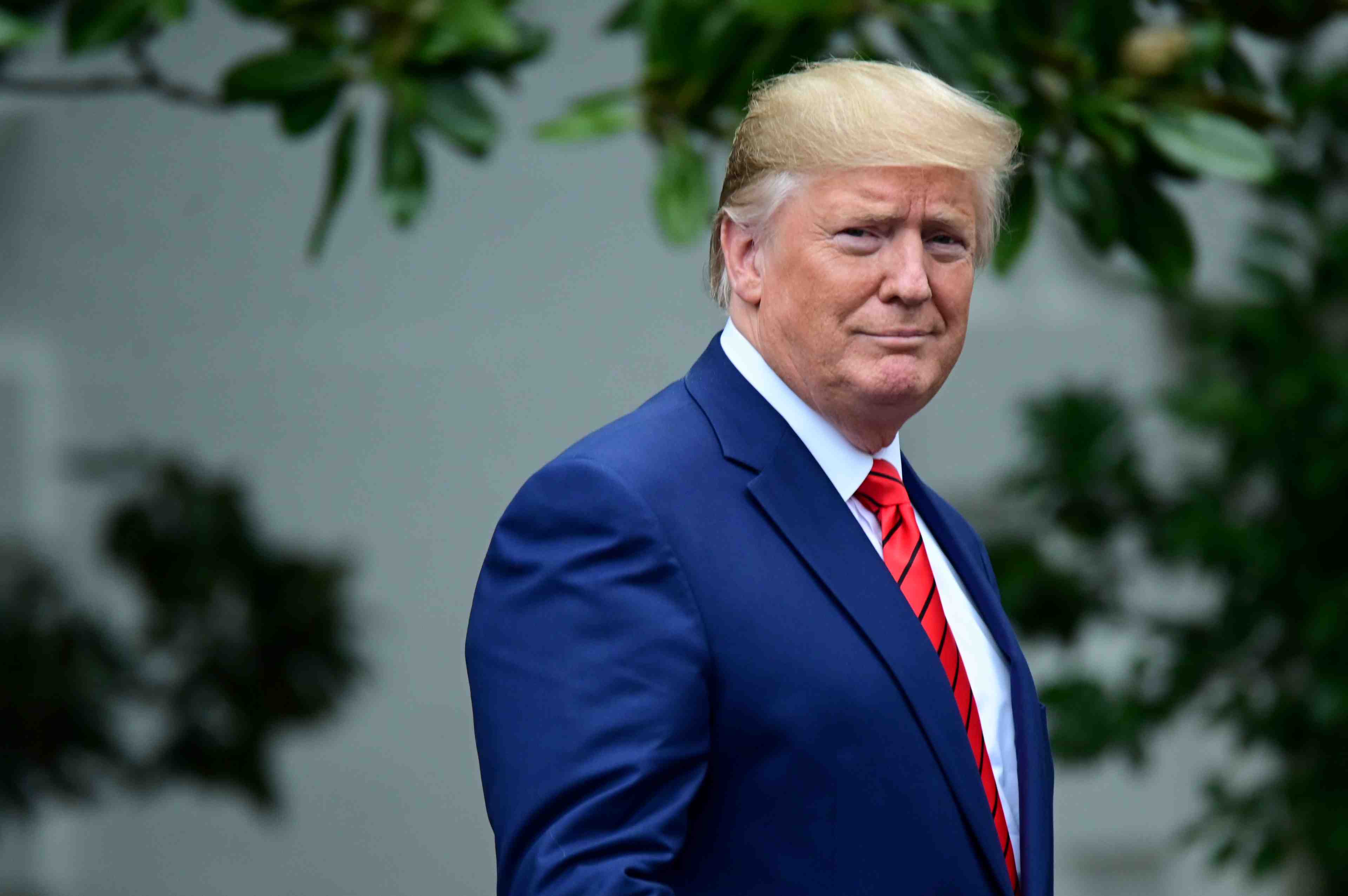 Affaire ukrainienne: trump dit vouloir rencontrer son "accusateur"
